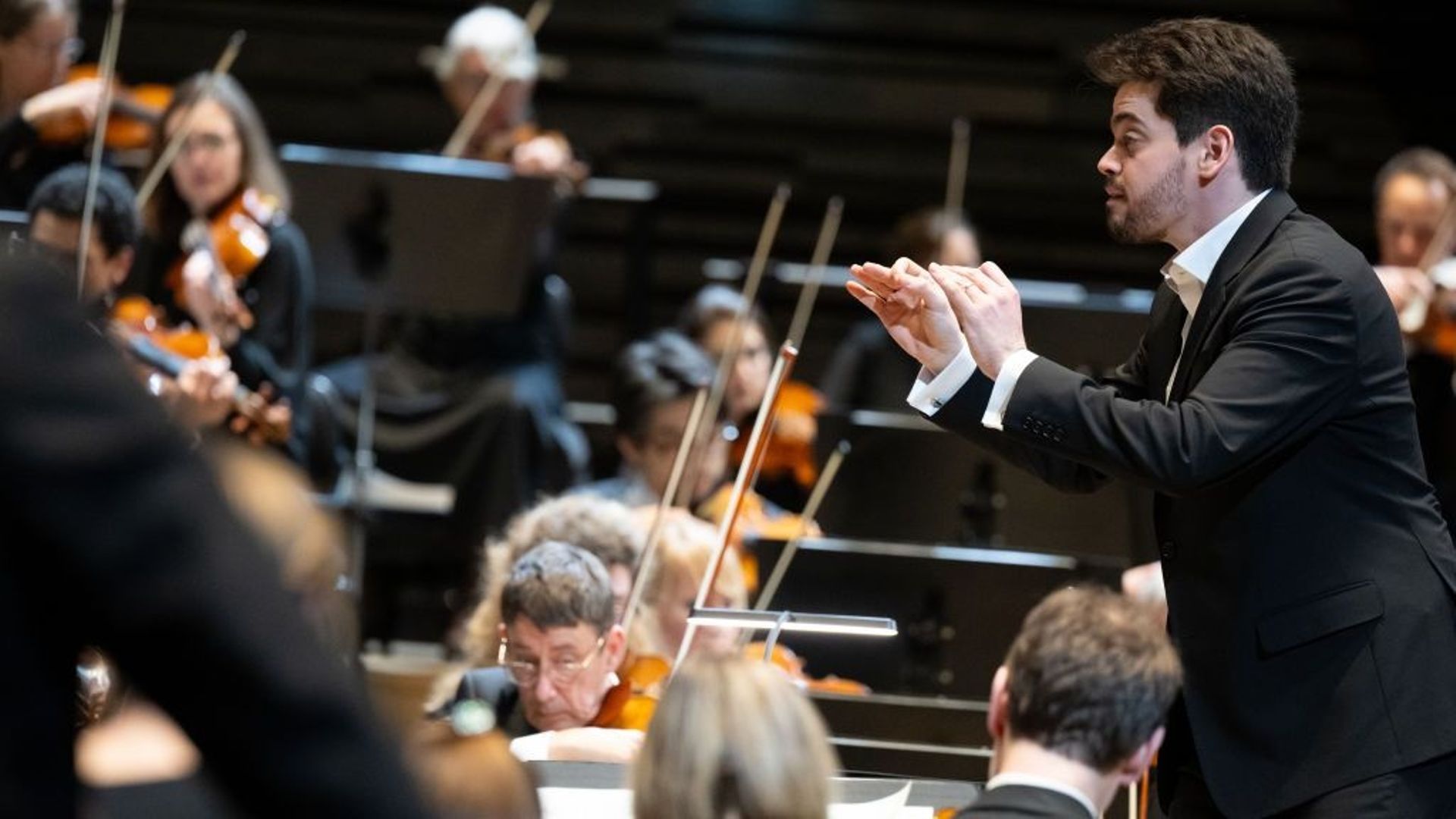 Un festival gantois annule le concert d'un orchestre dirigé par l'Israélien Lahav Shani