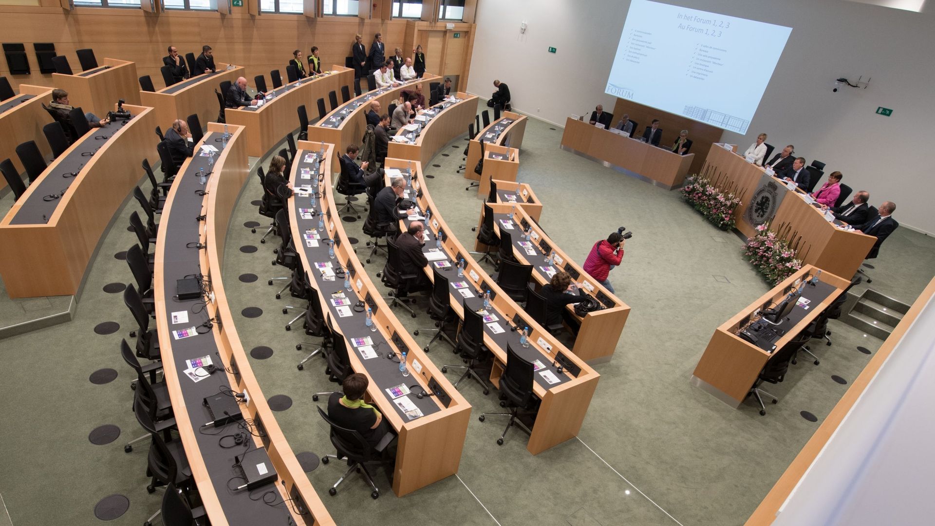La Chambre fait peau neuve en inaugurant le complexe 'Forum' - RTBF Actus