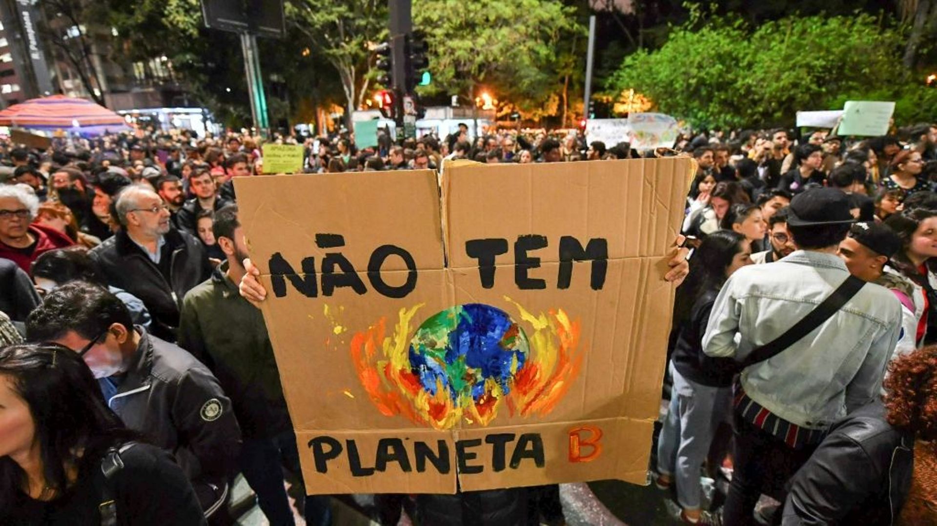 Manifestation contre le président brésilien Jair Bolsonaro et les feux dans la forêt amazonienne, le 23 août 2022 à Sao Paulo