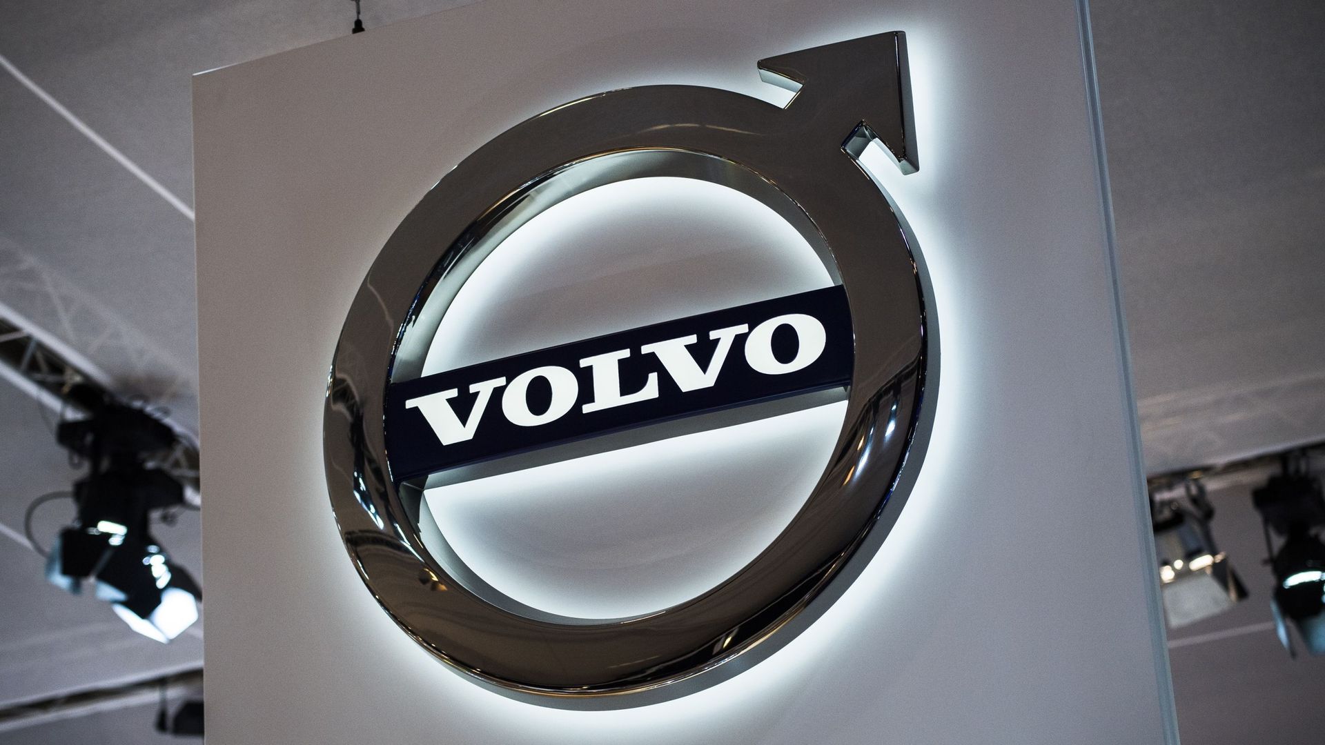 Volvo rappelle 1 million de voitures pour risque d'incendie
