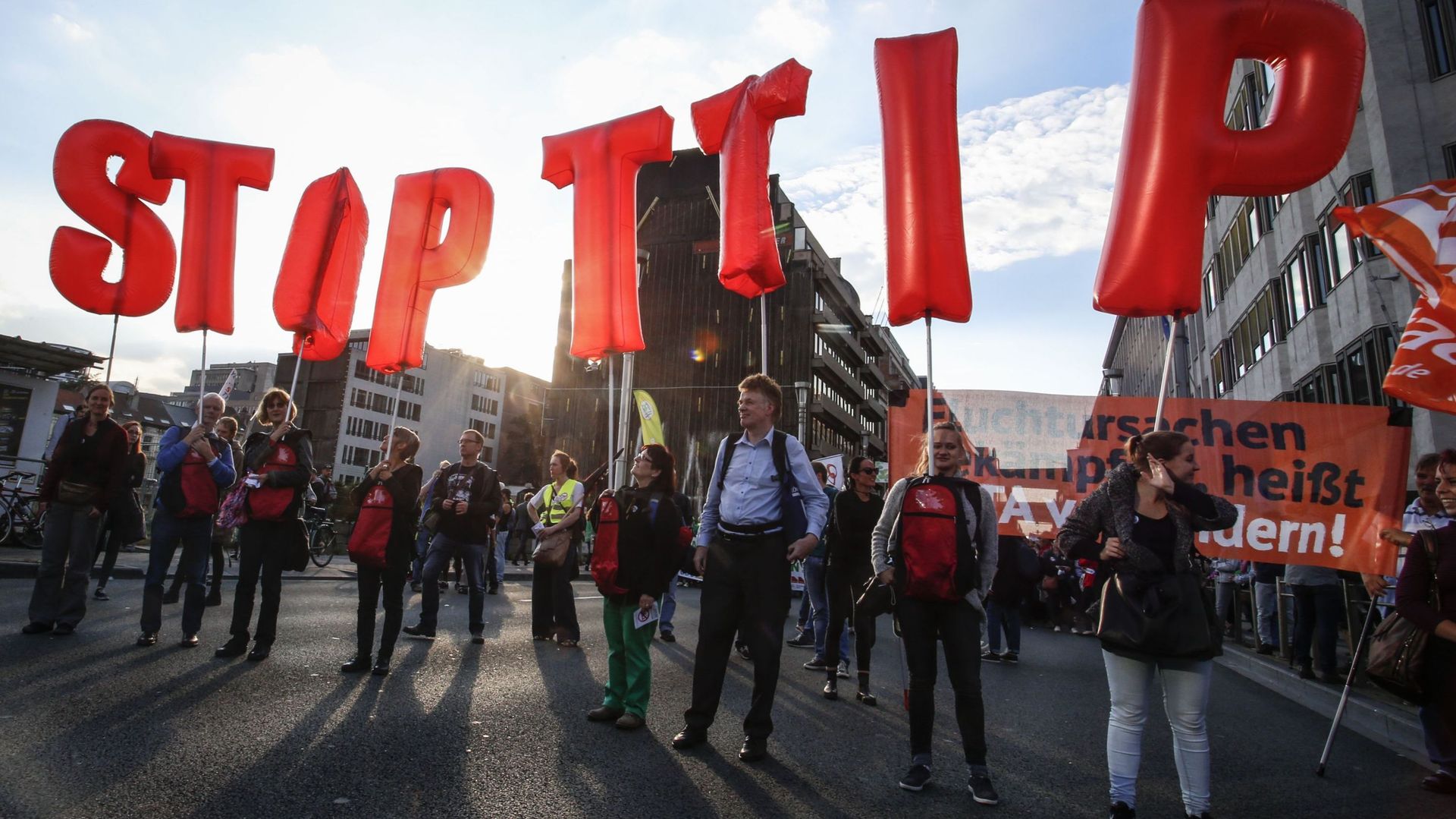 STOP TTIP : le message des manifestants 
