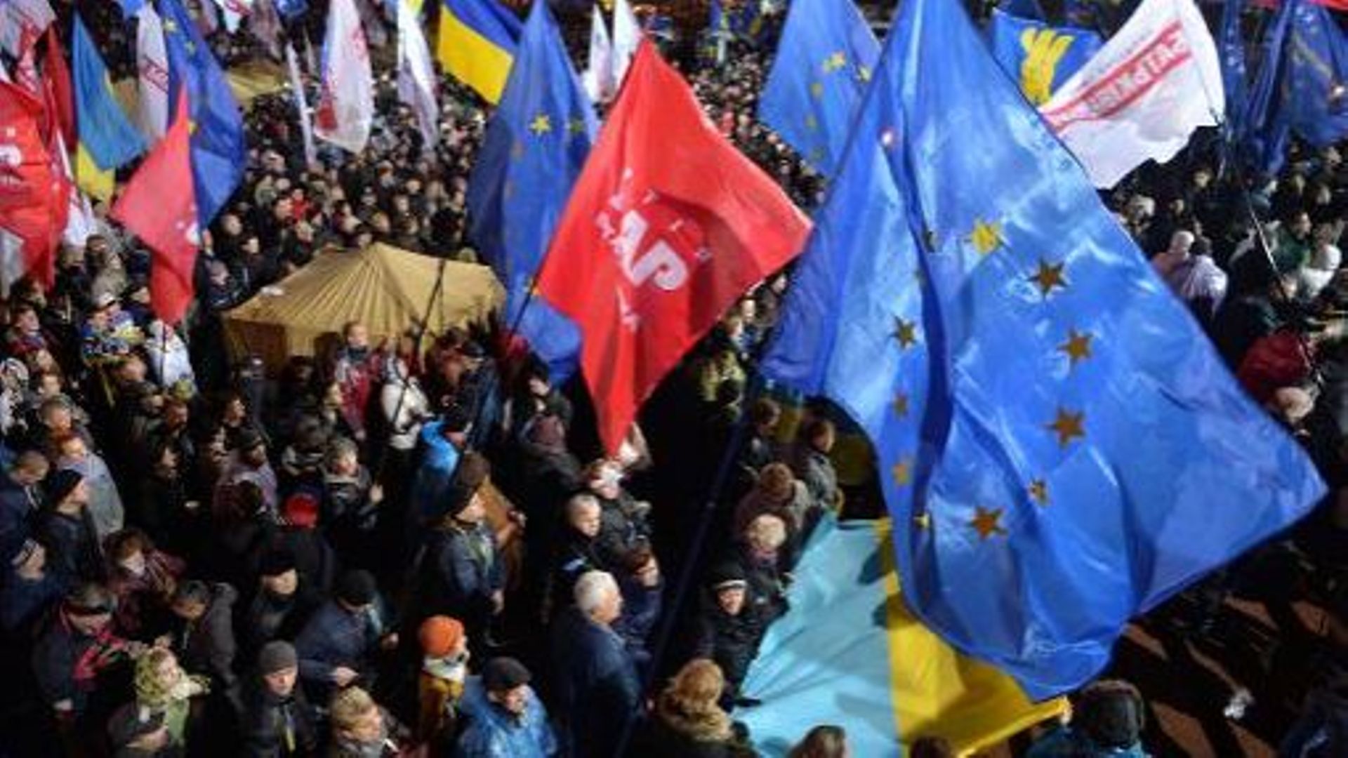 Manifestation pro-européenne à Kiev le 25 novembre 2013