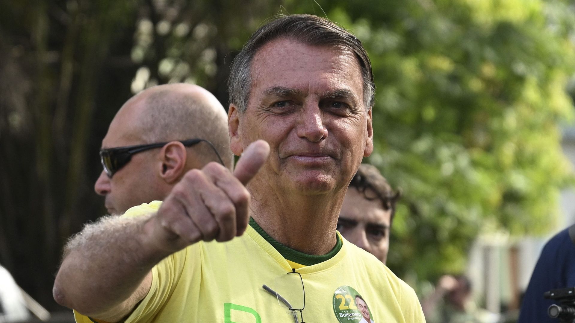 Élection présidentielle au Brésil : "Si Dieu le veut, on va gagner ce soir" lance Jair Bolsonaro en votant ce dimanche.
