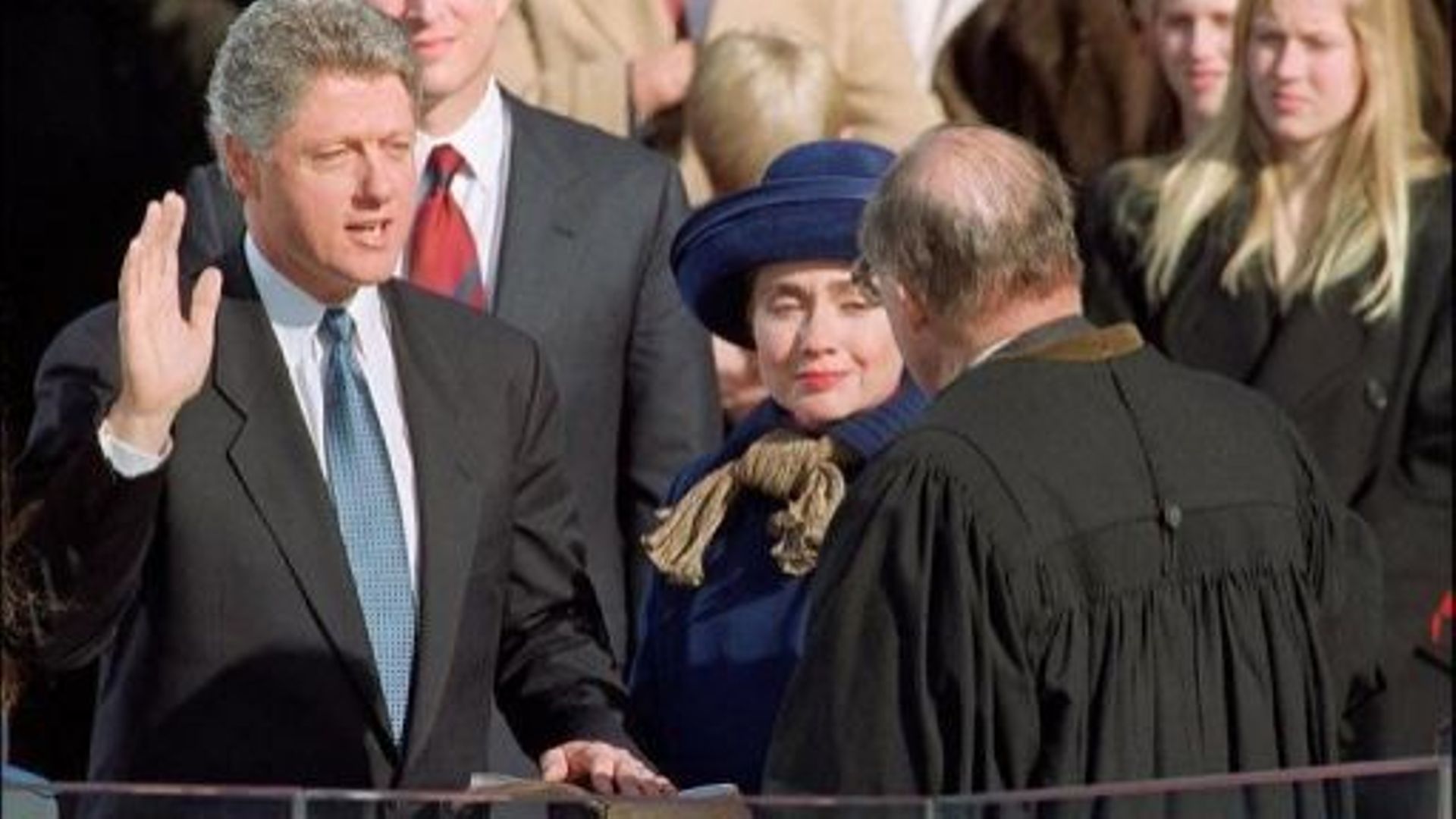 Bill et Hillary Clinton, le 20 janvier 1993 lors de la prestation de serment à Washington