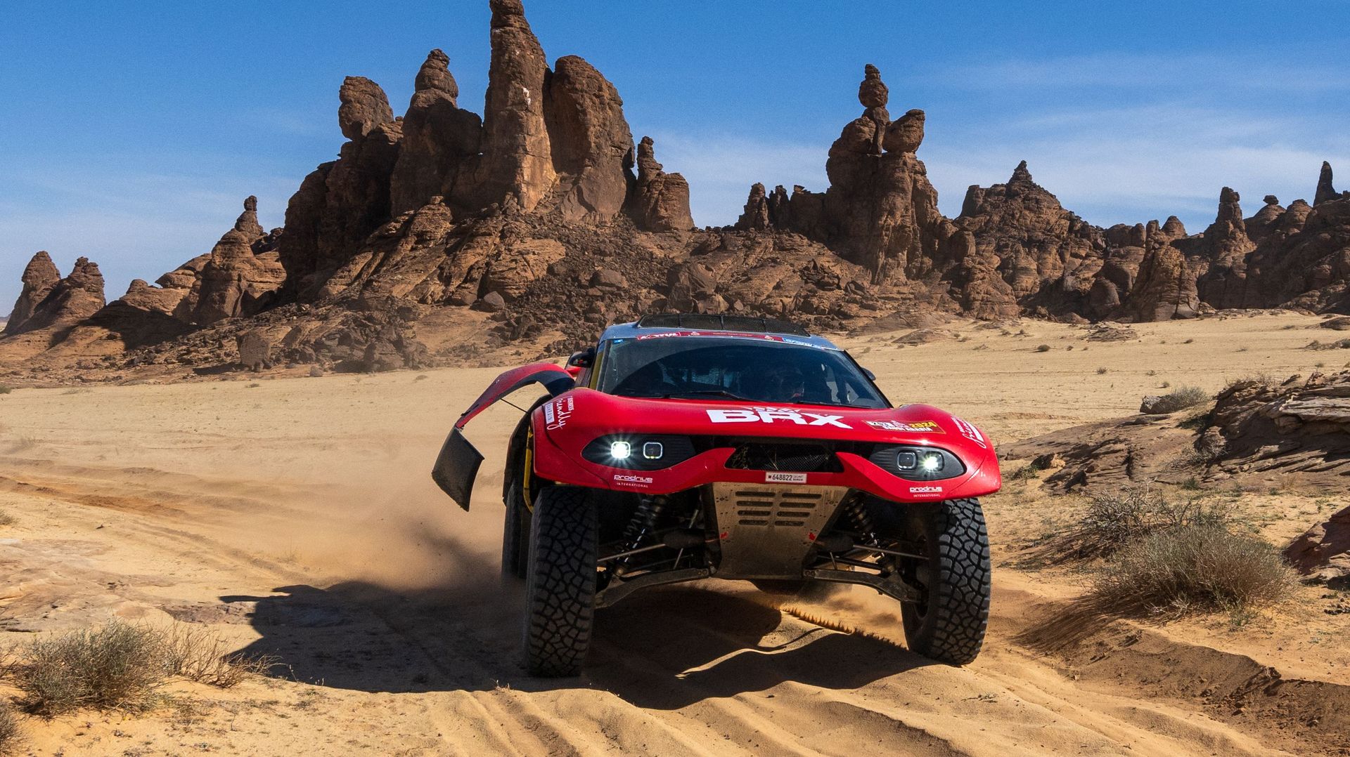 Fabian Lurquin and Sebastien Loeb battle adversity in Dakar Rally, still fighting for podium finish