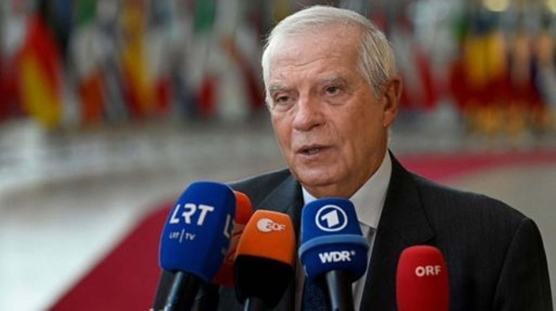 Borrell juge "très préoccupantes" les accusations de corruption au Parlement européen