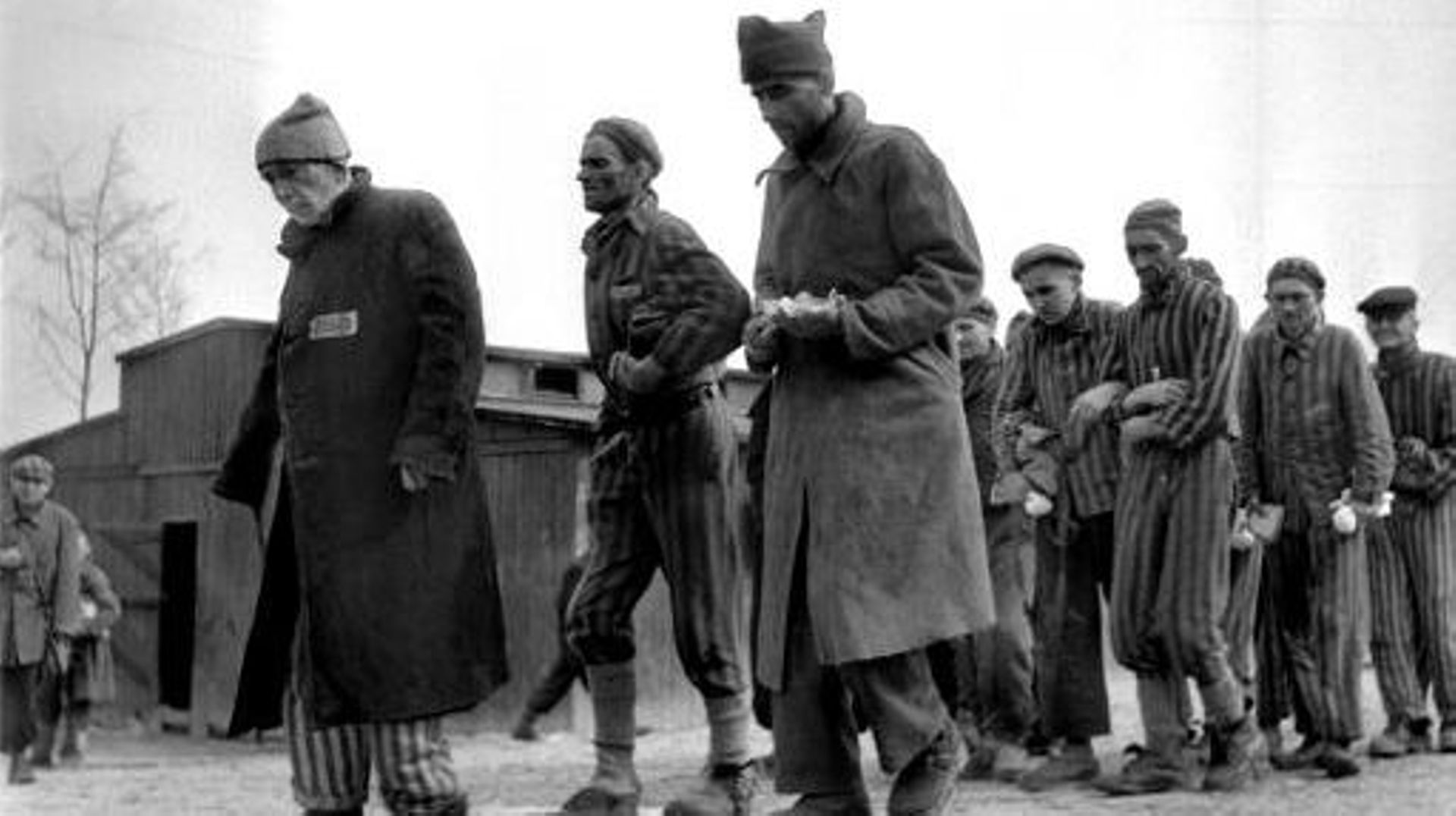 Le 6 juin 1944 dans les camps de concentration, si près, si loin