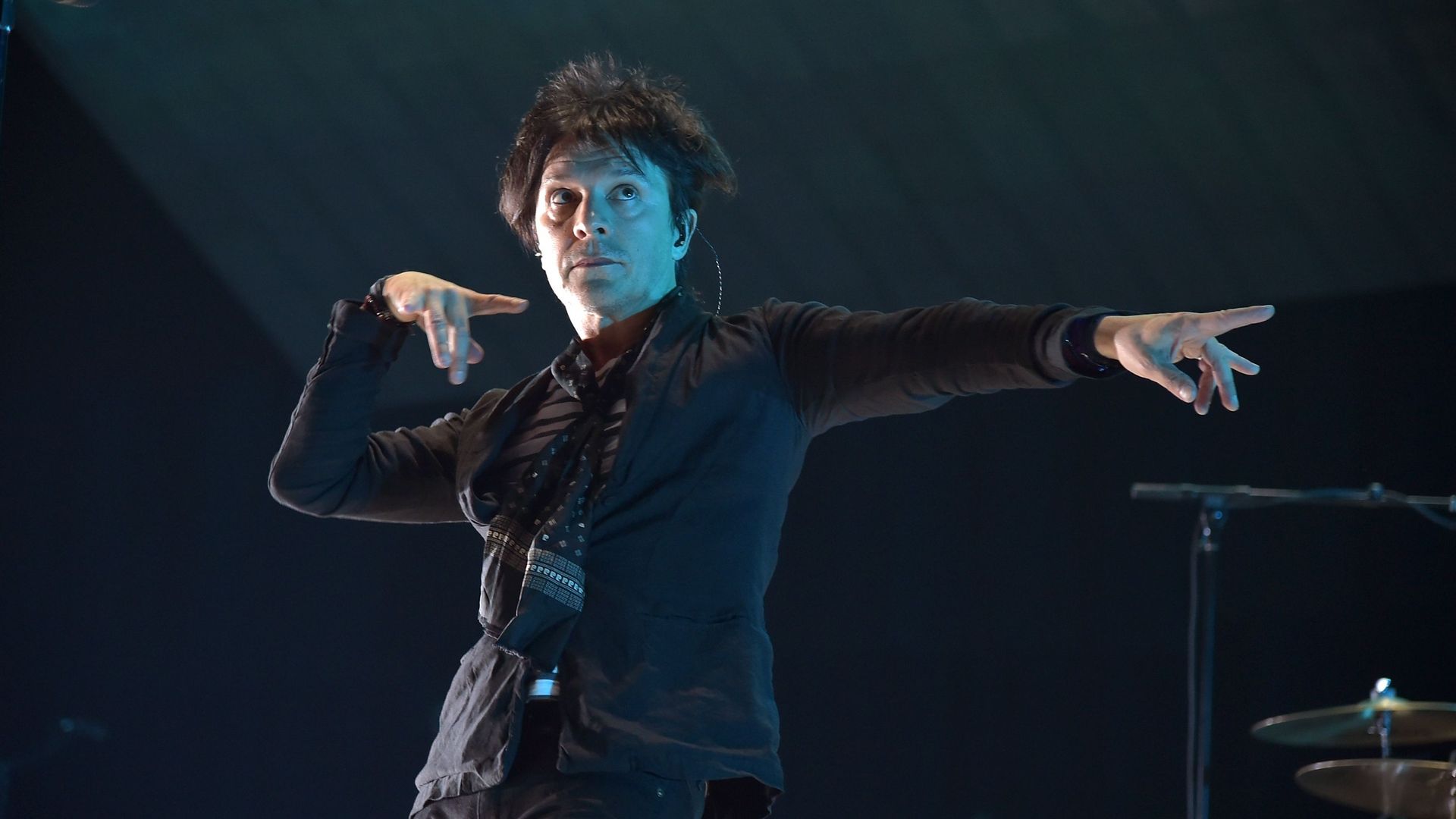 "College Boy", le nouveau clip ultraviolent d'Indochine, fait polémique