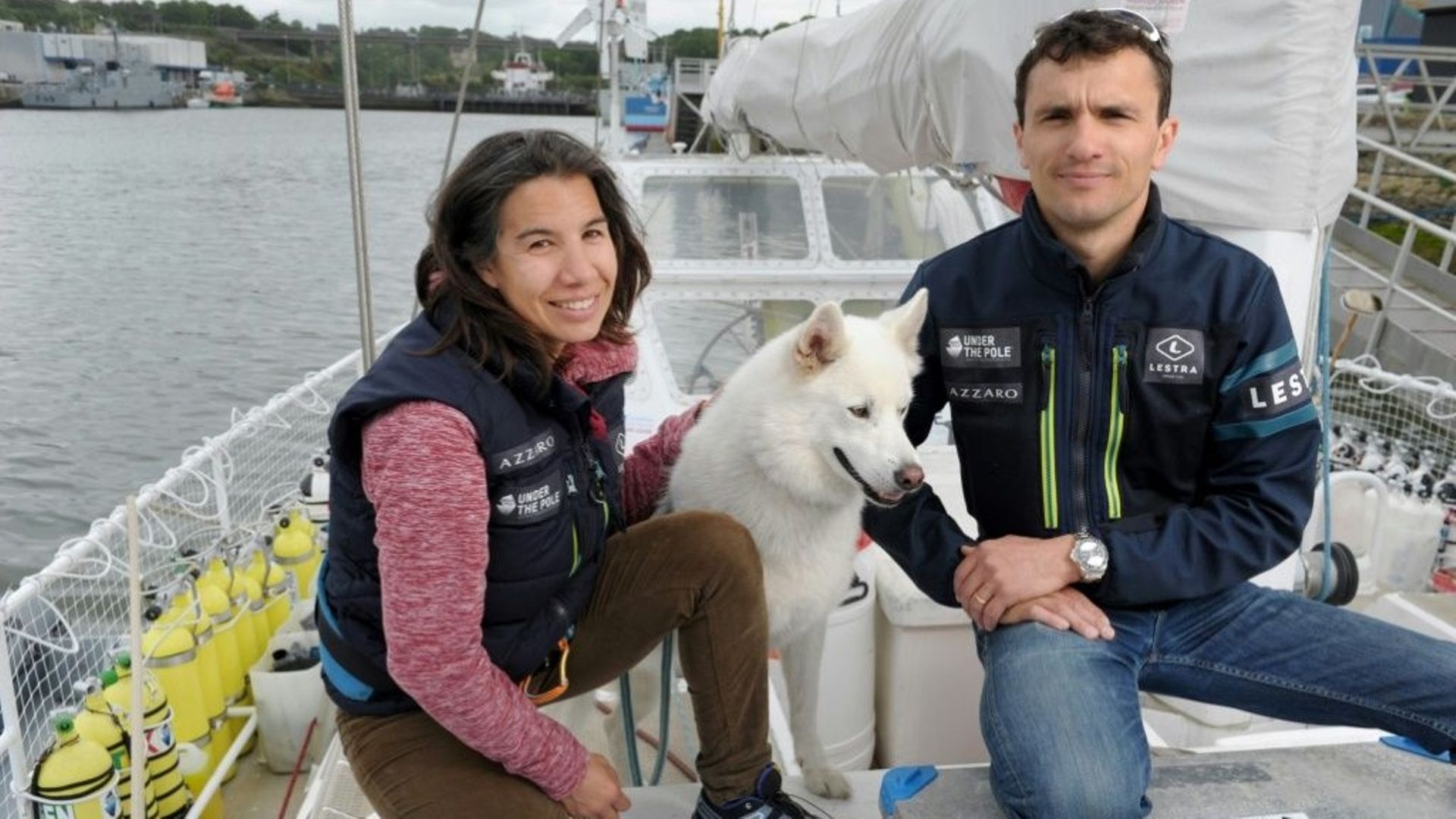 Emmanuelle et Ghislain Bardout avant leur 3e expédition scientifique "Under the Pole" le 18 mai 2017 à Concarneau, dans le Finistère.