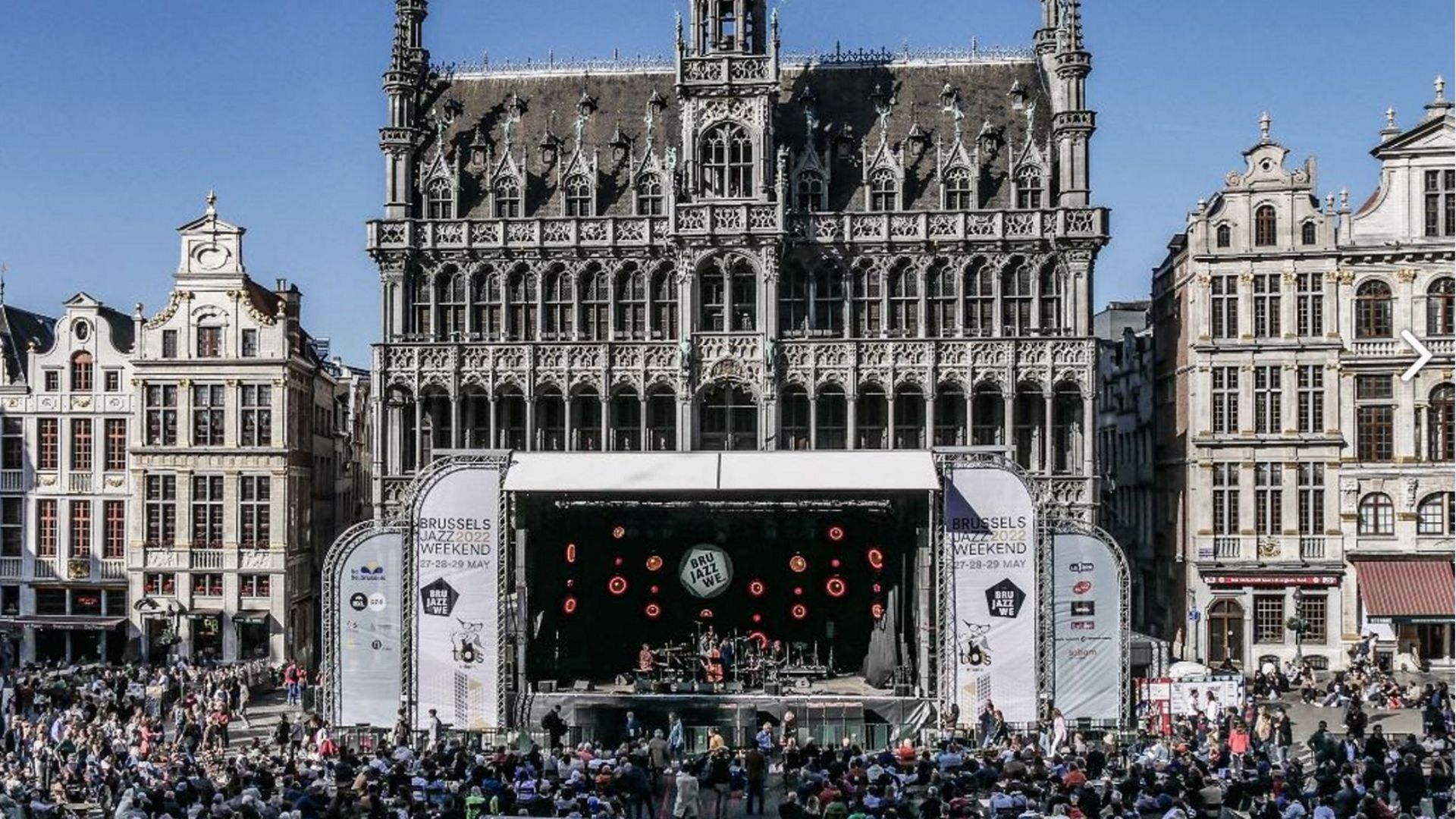 La scène du Brussels Jazz Weekend sur la Grand-Place lors de l’édition 2022.