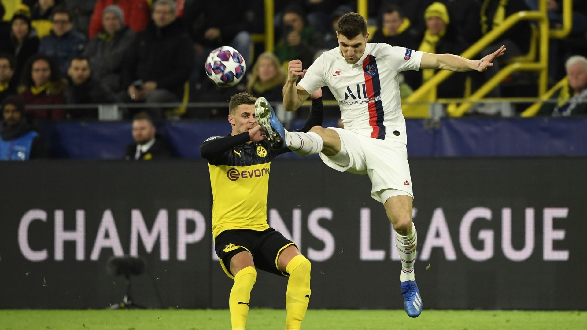Adversaires cette année en Champions league, Thorgan Hazard et Thomas Meunier seront équipiers à Dortmund la saison prochaine 