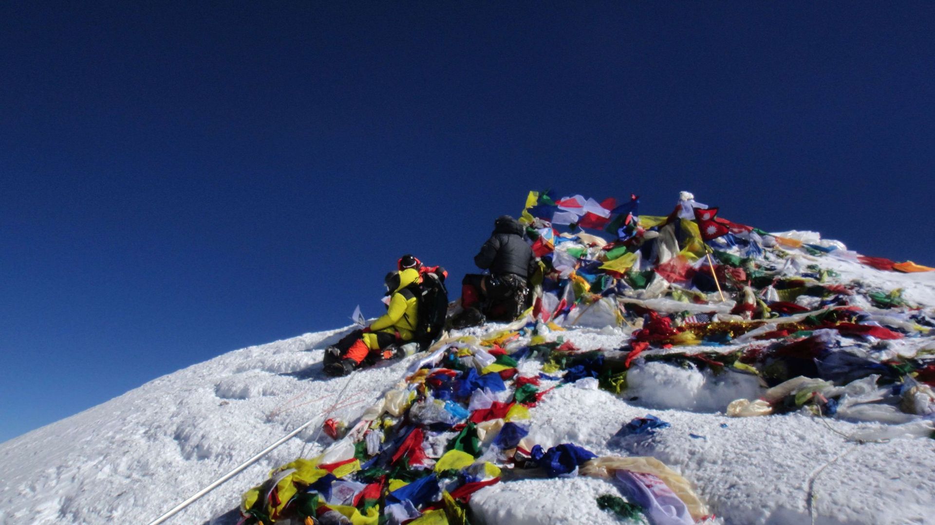 Grève des sherpas: pas dascension de lEverest cette saison - RTBF Actus