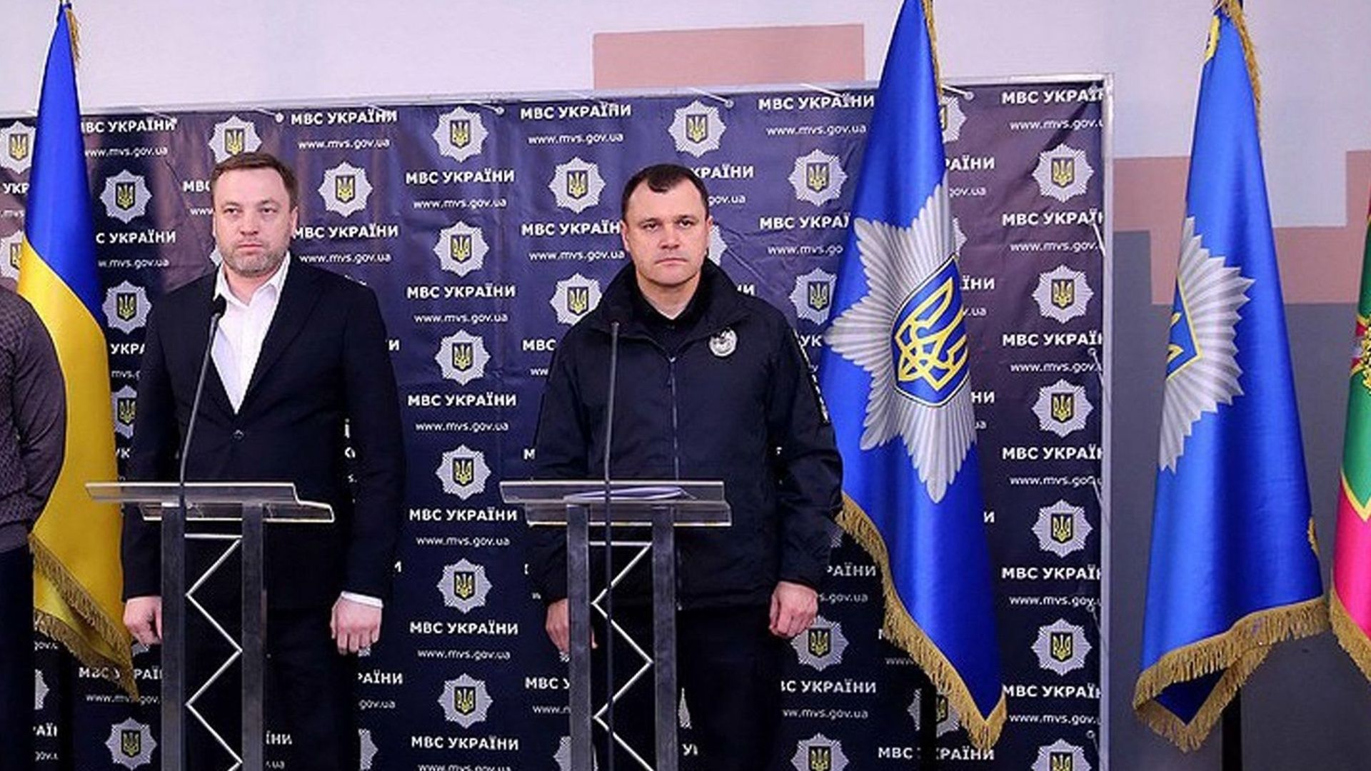Le ministre ukrainien de l'Intérieur Denys Monastyrsky à gauche sur la photo. 
