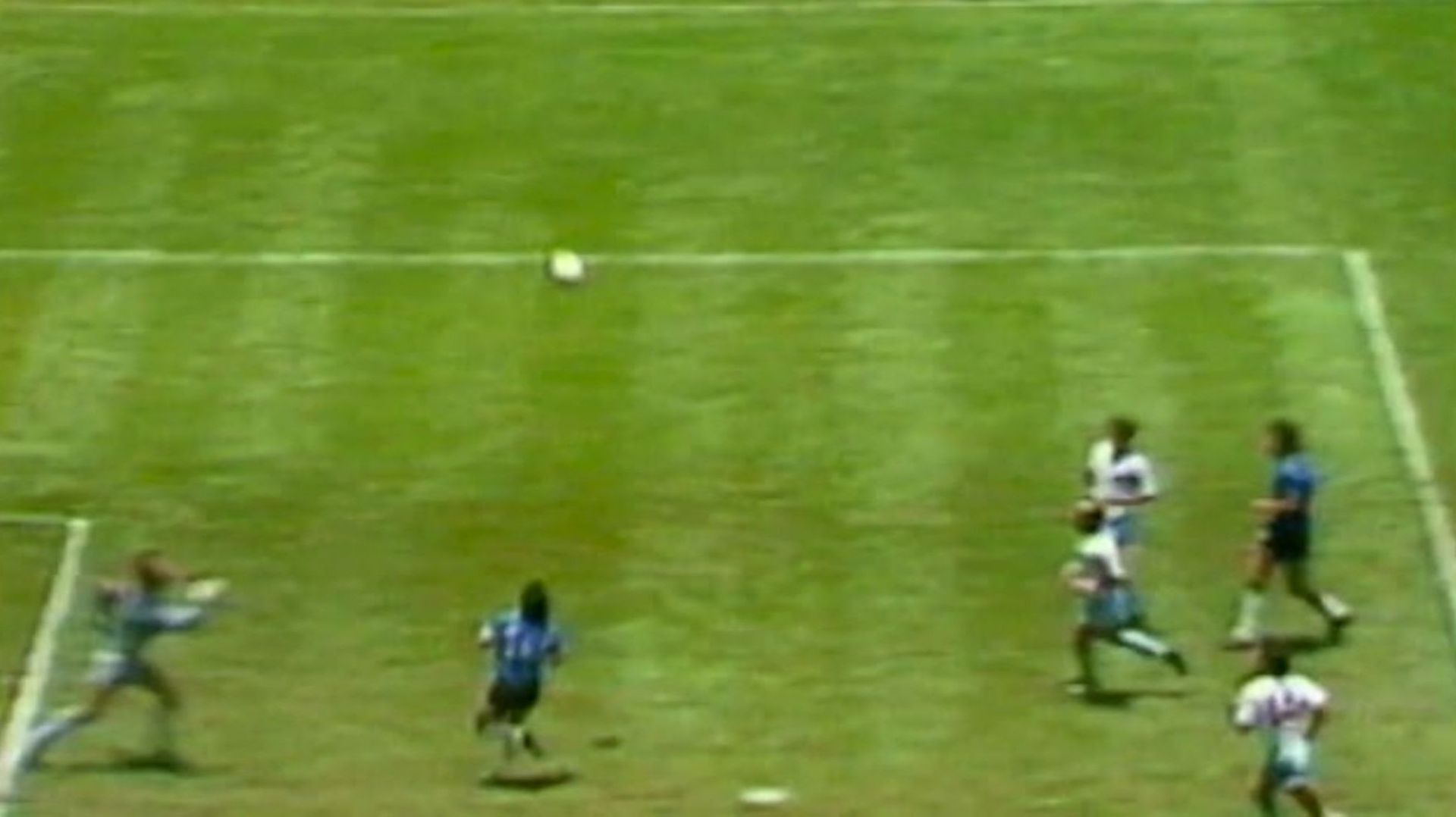 'La main de Dieu' le maillot de Maradona contre l'Angleterre en 1986