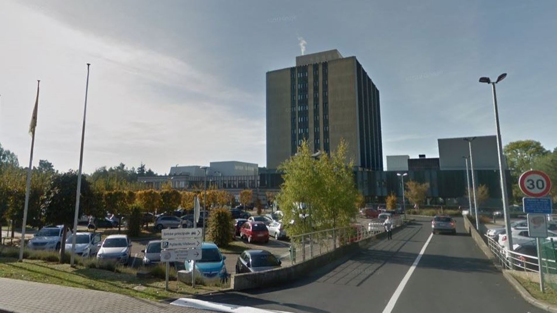 La clinique Saint-Luc de Bouge a lancé vendredi un appel aux étudiants infirmiers afin de soutenir ses effectifs face au Covid-19.