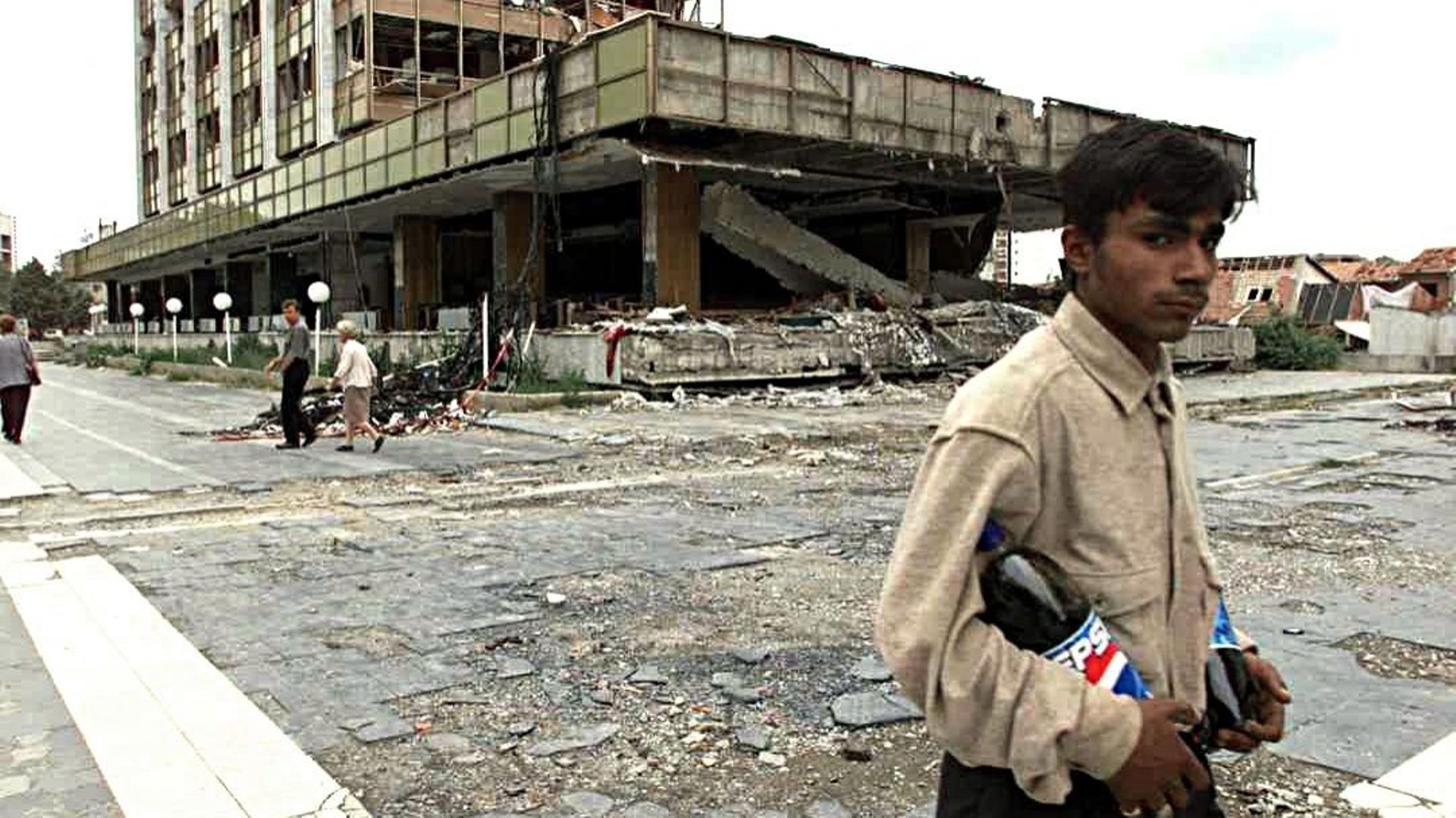 Le centre de Prisina après les bombardements de l'OTAN en 1999