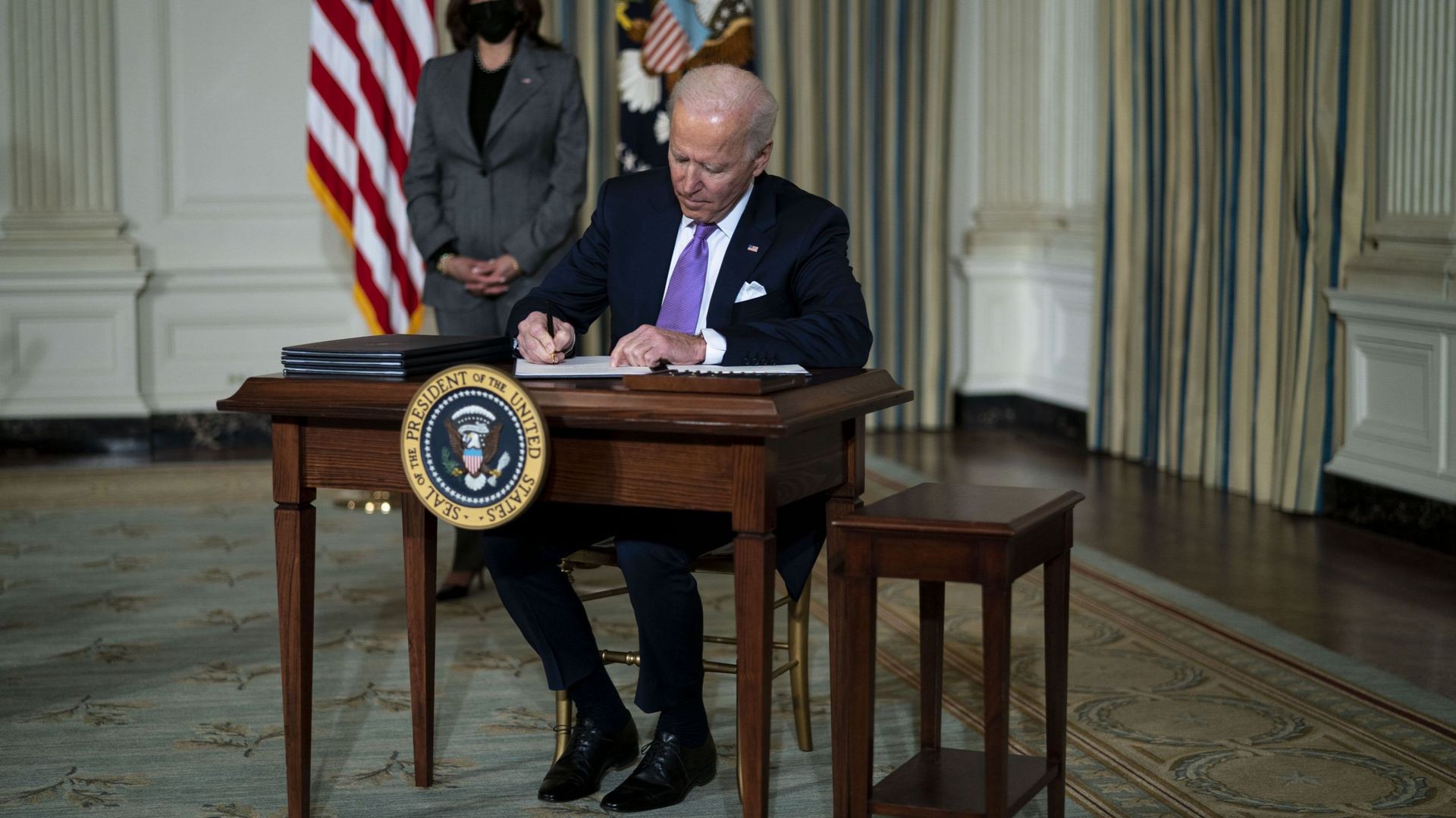 Joe Biden estime "qu'il est temps d'agir contre le racisme" et adopte des mesures