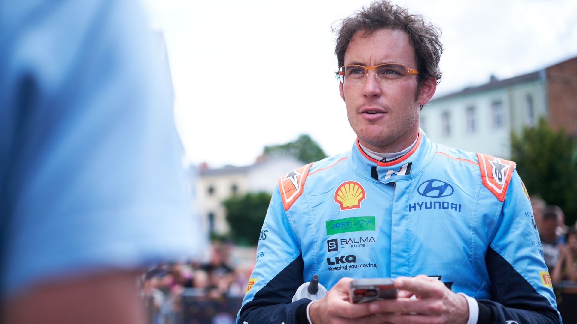 Thierry Neuville : 'On a beaucoup moins de points à perdre, on va tout  donner dimanche' - RTBF Actus