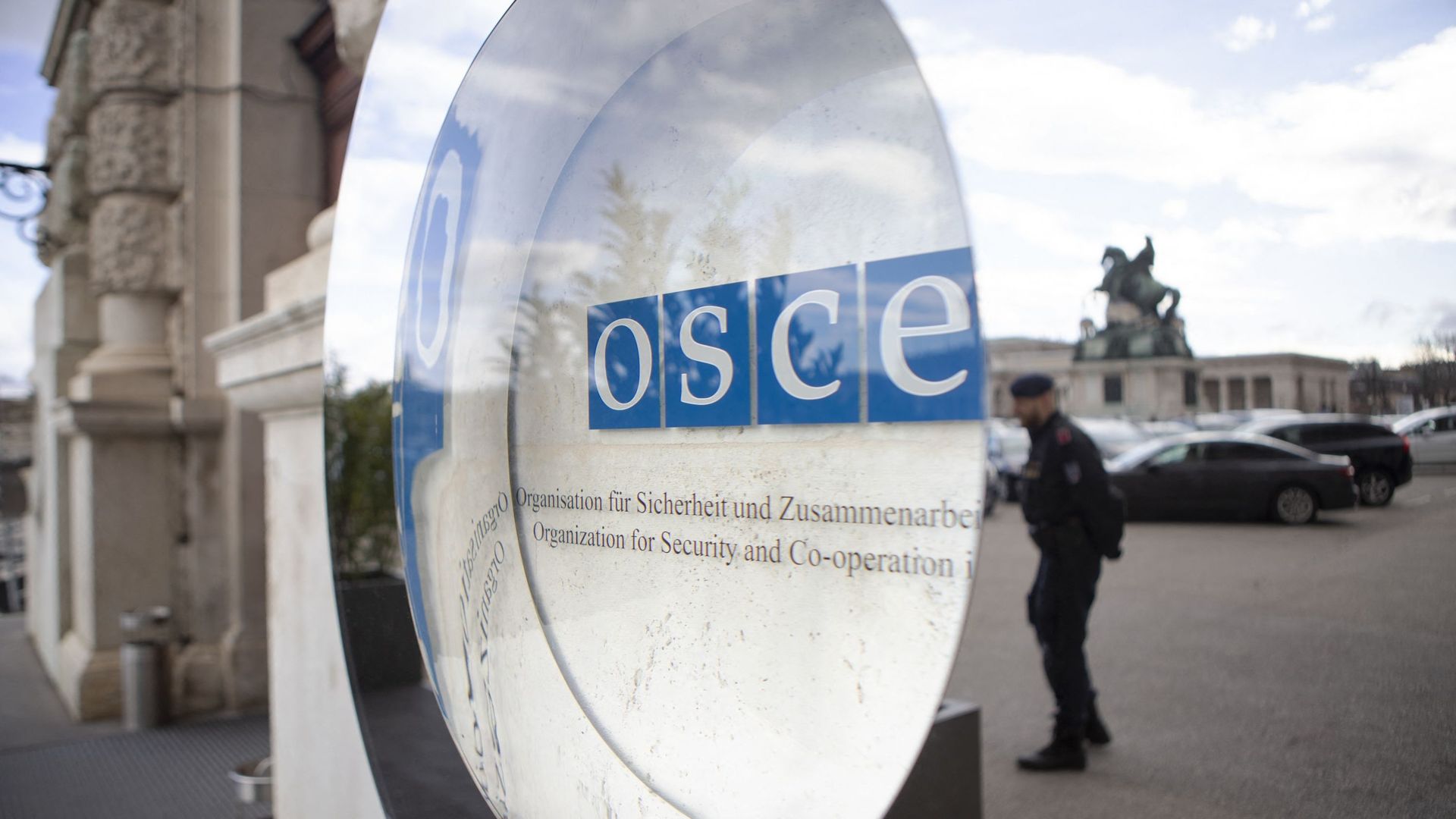 Guerre en Ukraine : l'OSCE va enquêter sur les violations commises par la Russie