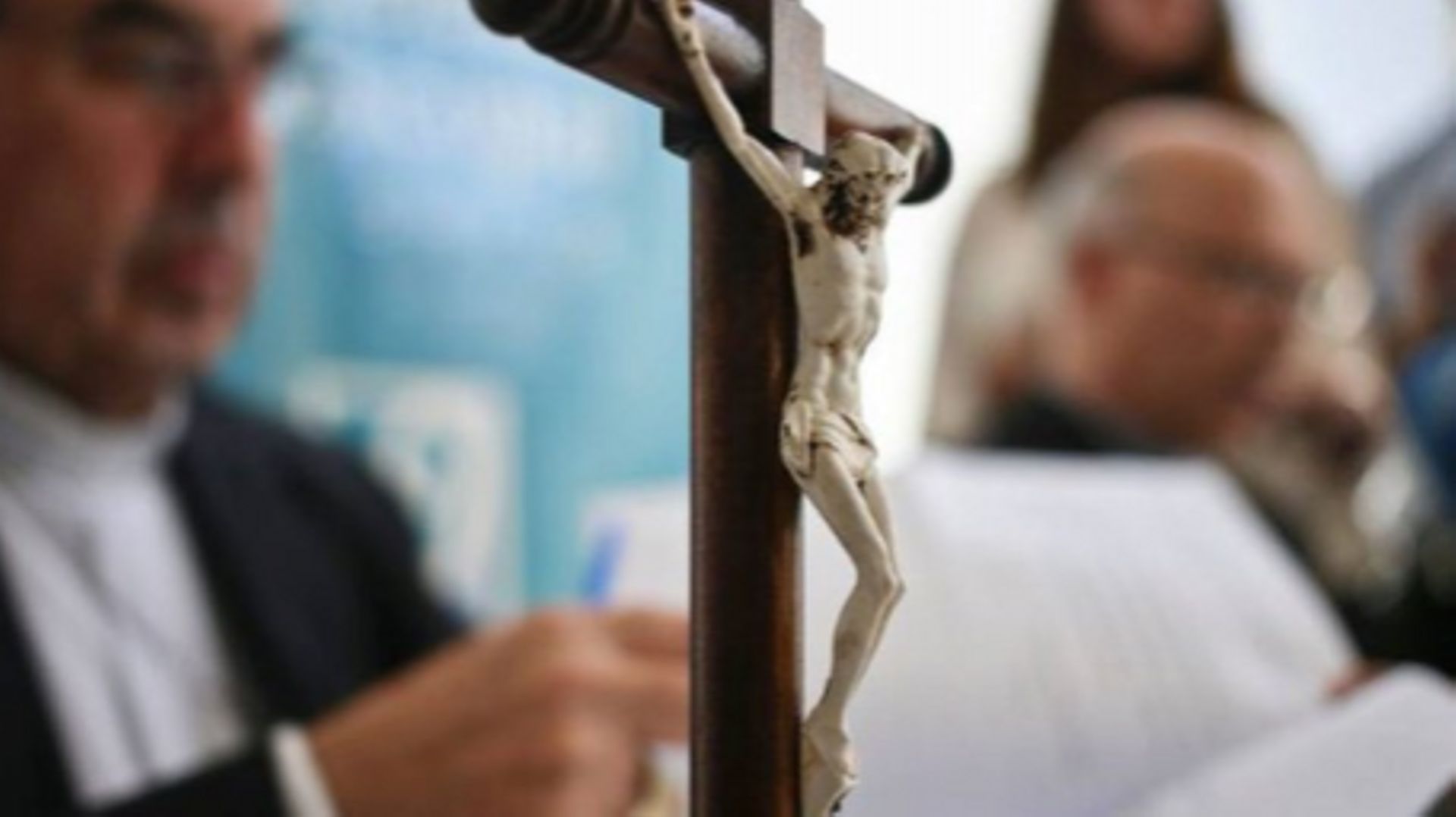 Neuf ecclésiastiques italiens visés par une enquête pour pédophilie