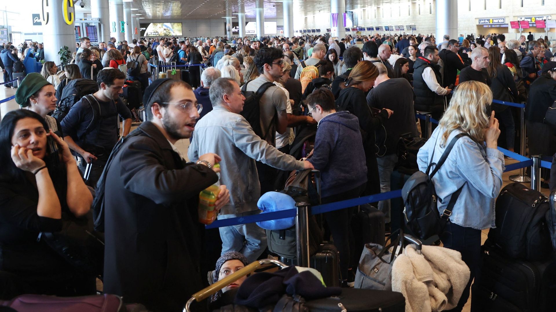 Des milliers de passagers sont bloqués par la grève à l’aéroport Ben Gourion de Tel Aviv.