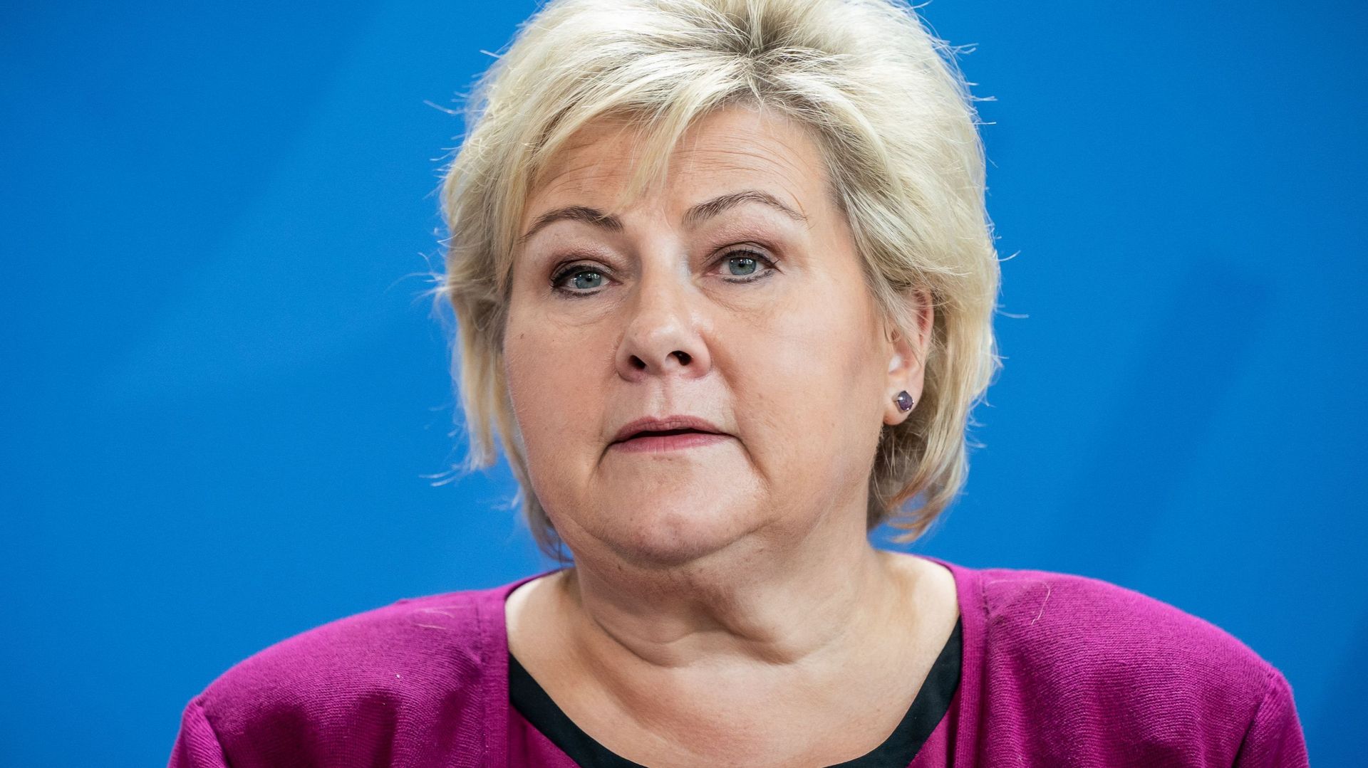 La Première ministre norvégienne Erna Solberg n’a pas respecté les mesures sanitaires avec sa famille.