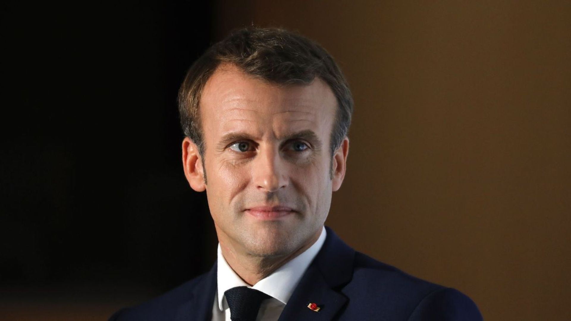 Emmanuel Macron annonce la fermeture de toutes les écoles et crèches à partir de lundi 