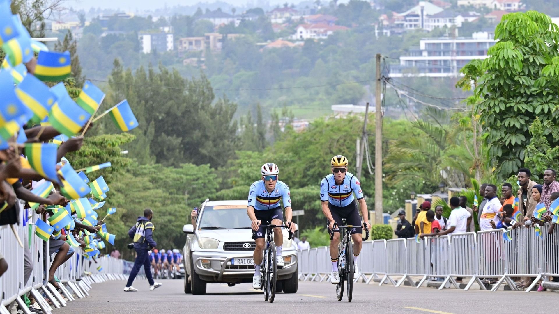 "Durcir la course et couvrir Remco Evenepoel" : Uijtdebroeks et Vervaeke dévoilent le plan de la Belgique avant les Mondiaux