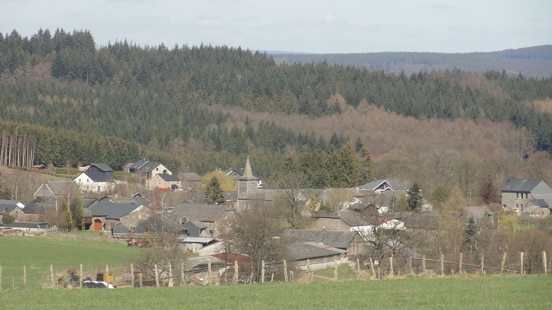 Goronne vu de la colline du Thier du Mont