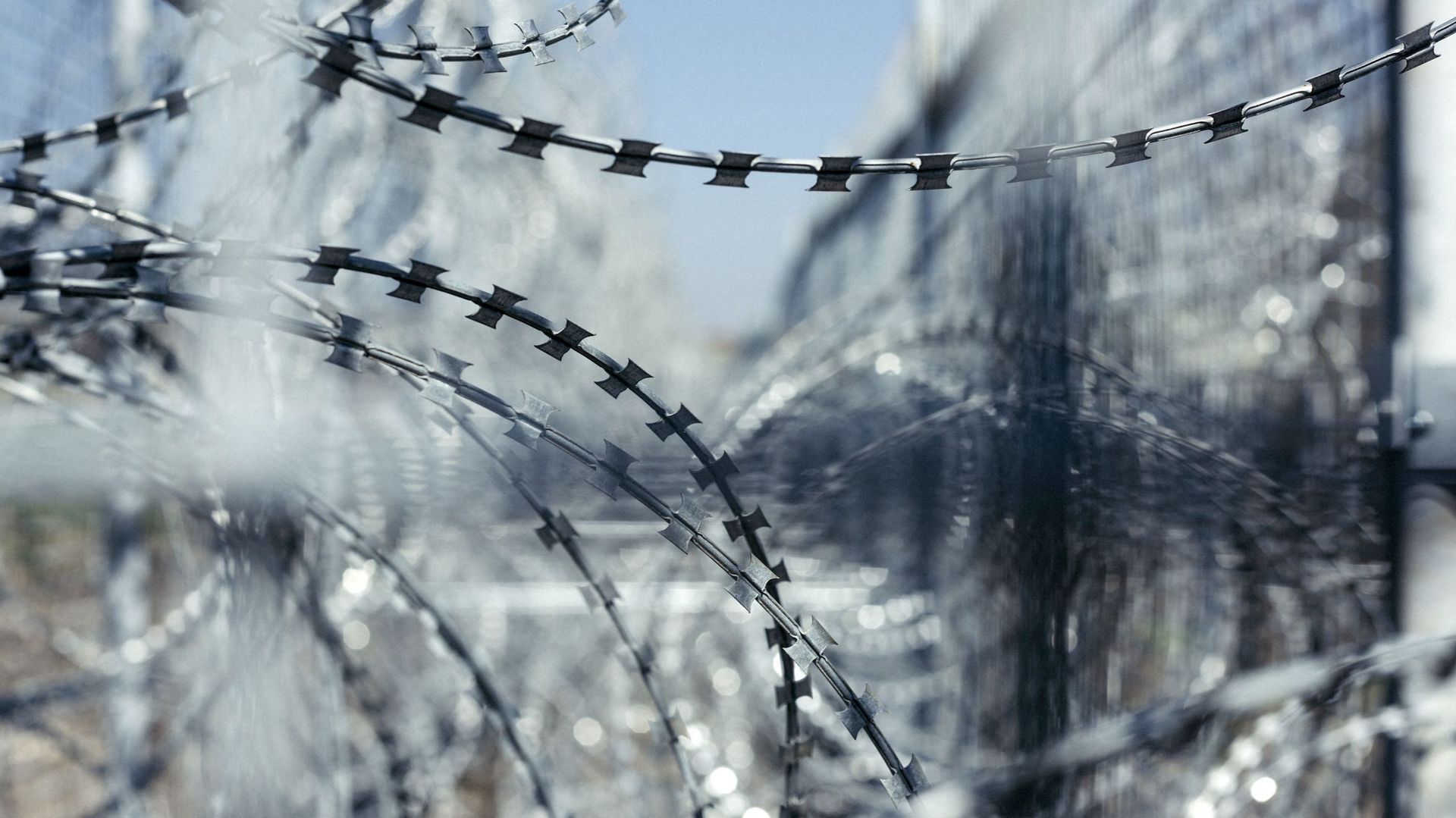 Une clôture construite pour empêcher les passages illégaux par les migrants à la frontière bulgaro-turque près du village bulgare de Shtit. 