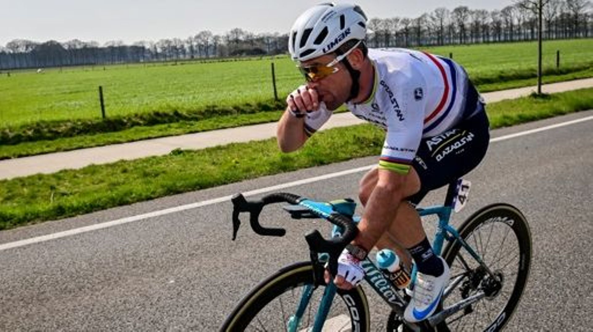 British Mark Cavendish of Astana Qazaqstan pictured in action during the men's race of the 111th edition of the 'Scheldeprijs' one day cycling event, 205,2 km from Terneuzen, the Netherlands to Schoten, Belgium on Wednesday 05 April 2023. BELGA PHOTO DIRK