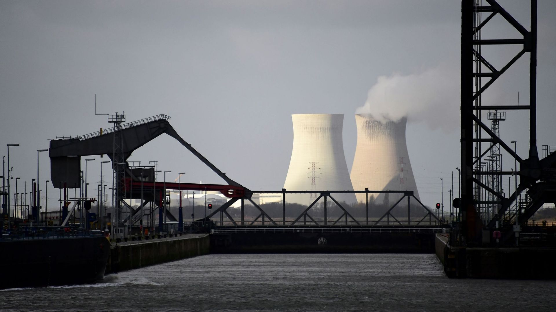 Les objectifs climatiques de la Belgique sont-ils incompatibles avec une sortie totale du nucléaire ?