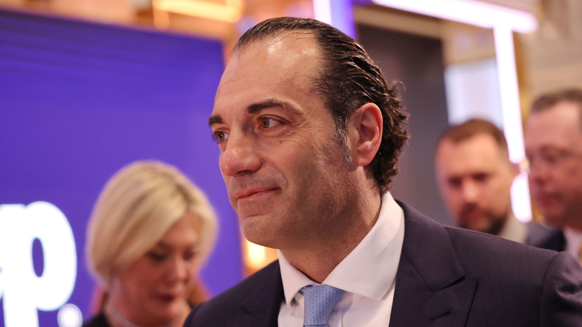 Fin des voitures thermiques : "il ne faut pas sous-estimer le déclin rapide de l’industrie automobile européenne", estime le patron de Stellantis