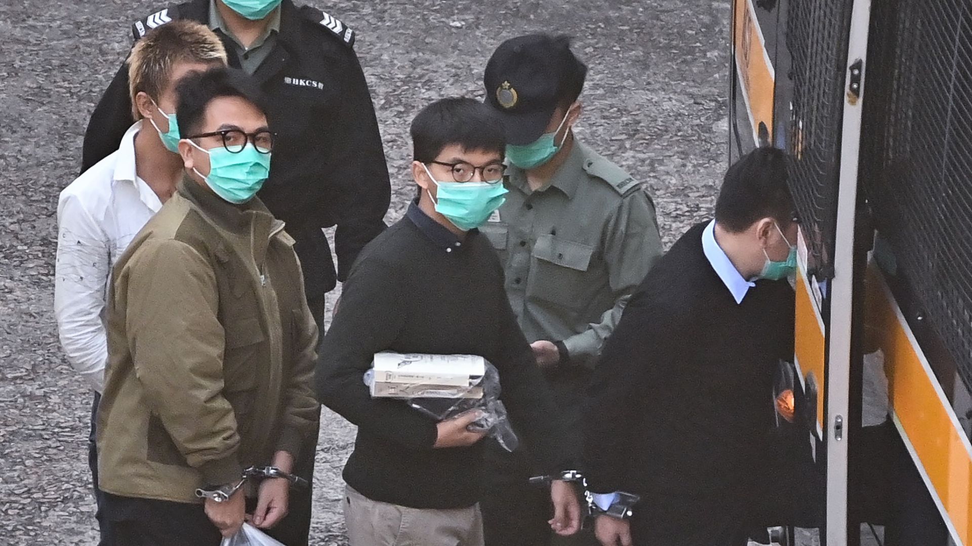 Mouvement de contestation à Hong Kong : Joshua Wong et deux célèbres militants prodémocratie condamnés à de la prison