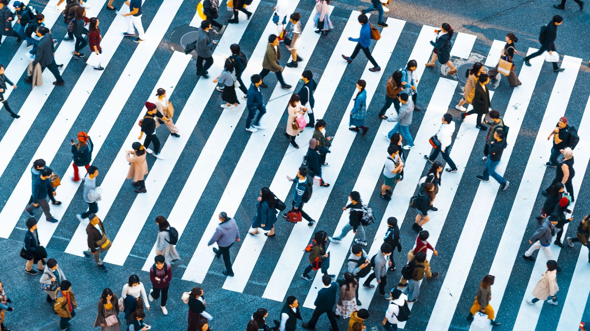 Le Japon ferme ses frontières aux étrangers après la découverte de sept cas positifs à la nouvelle souche du coronavirus