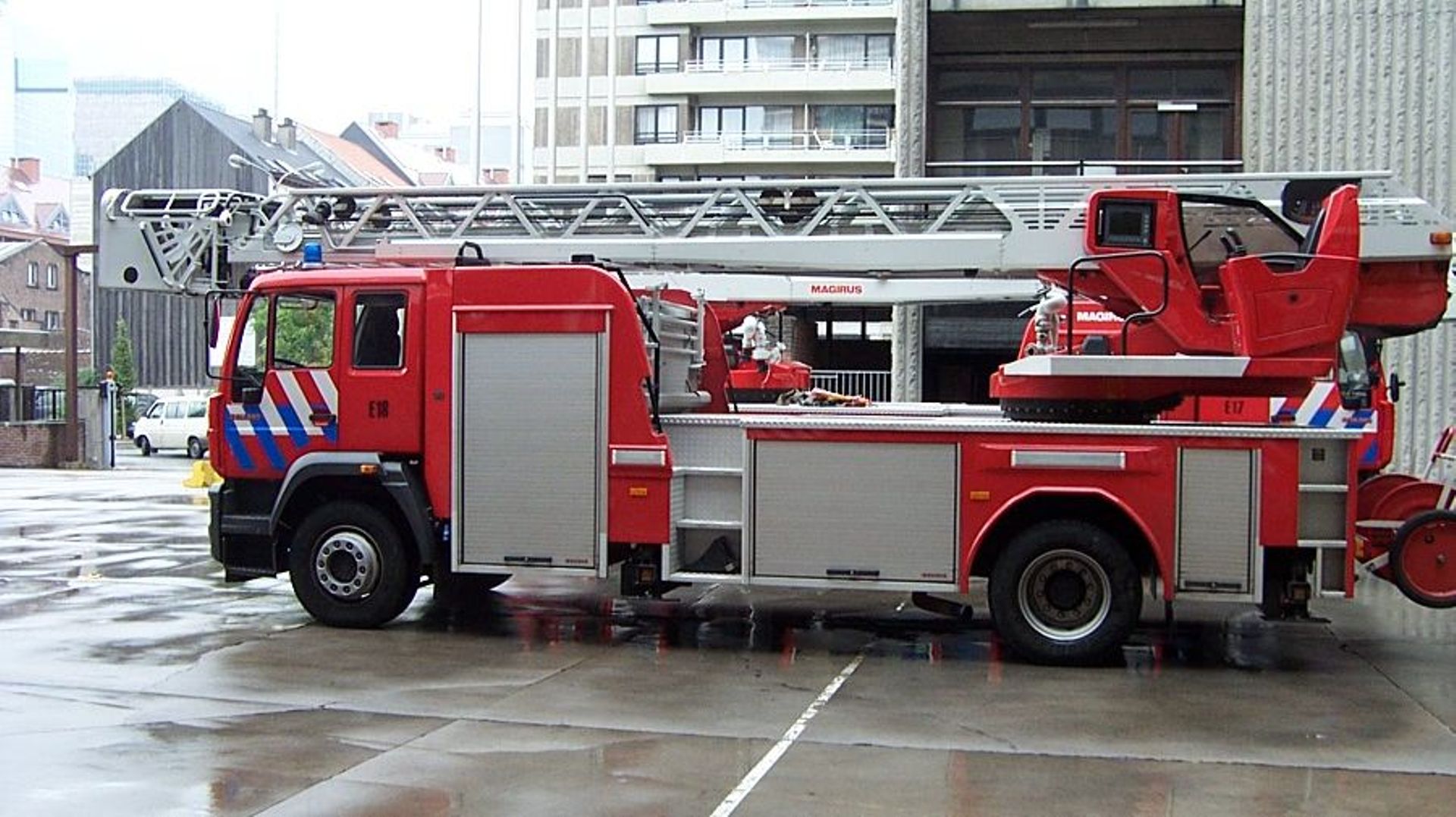 Molenbeek: des pompiers en intervention caillassés depuis le toît d'un immeuble