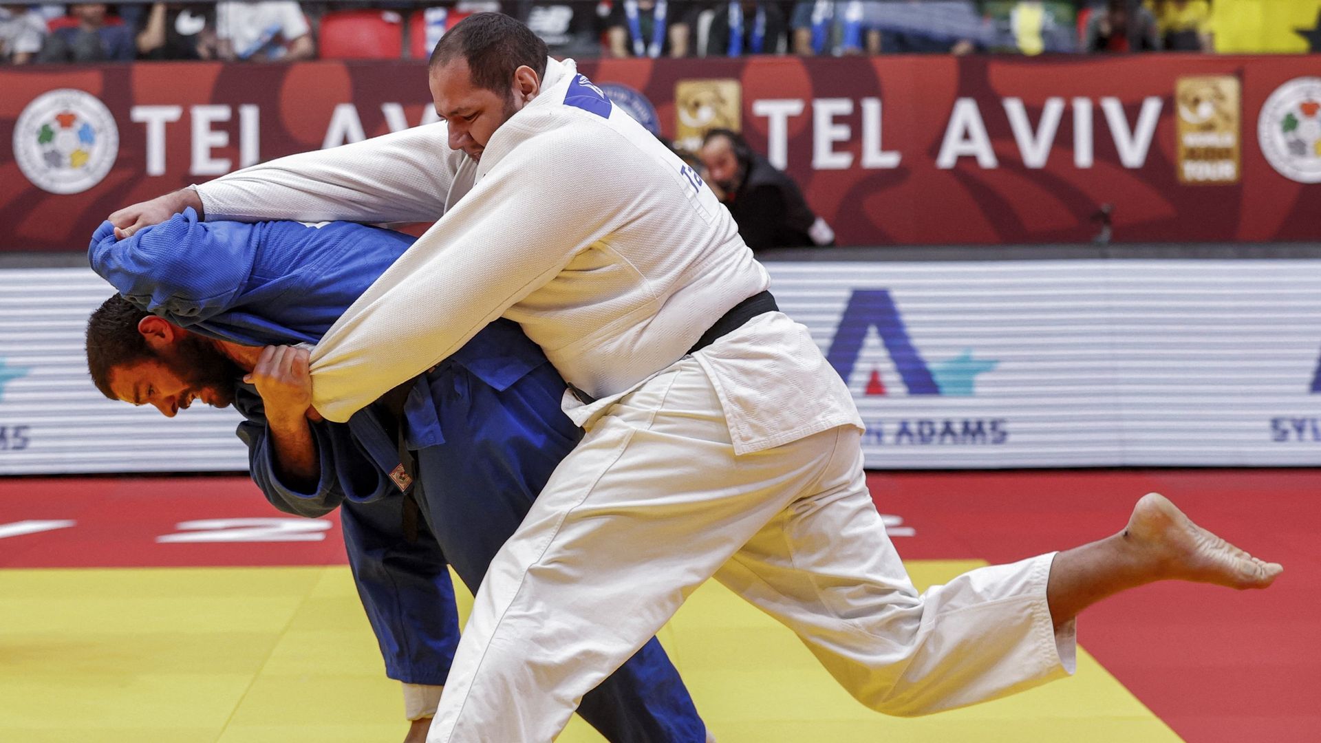 Rafael Silva contre Guram Tushishvili pour la médaille d’or lors du Grand Chelem de judo de Tel Aviv le 19 février dernier.