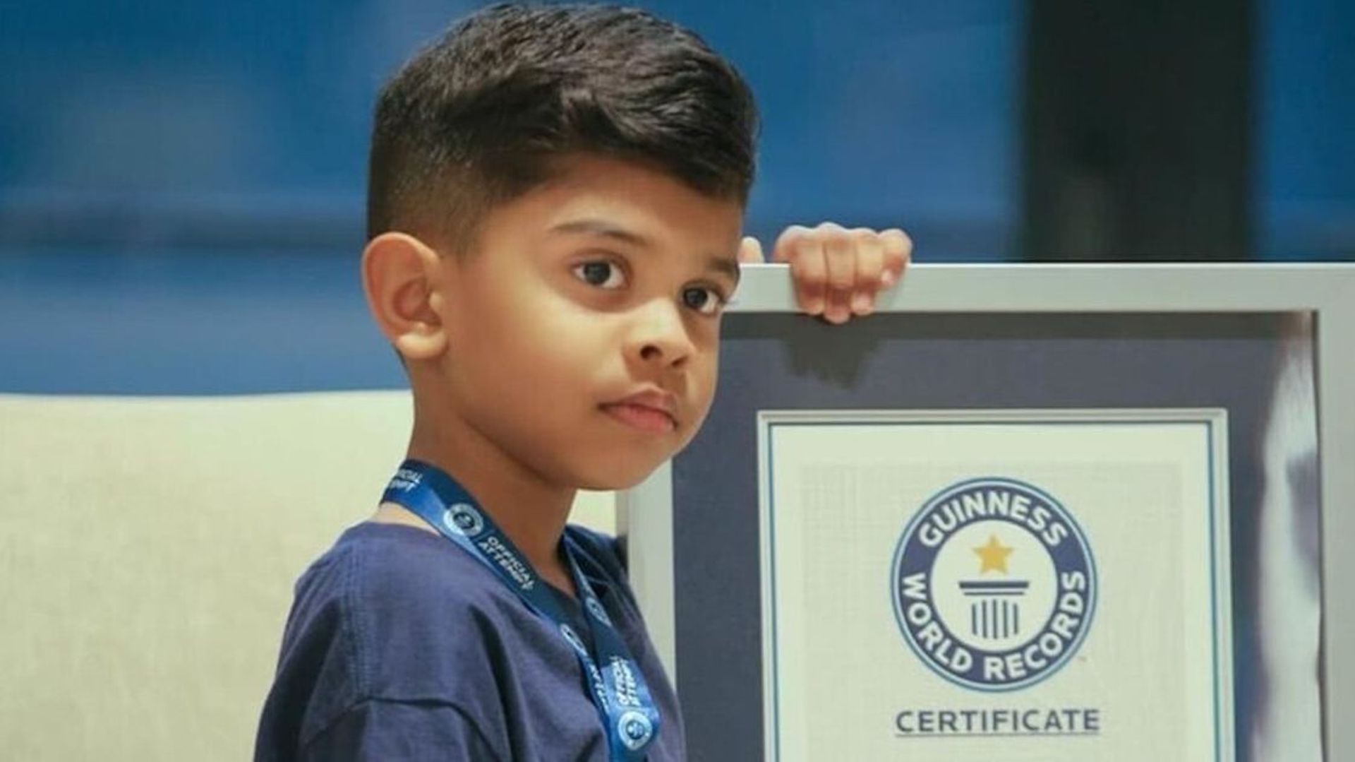 Insolite : un garçon de 6 ans devine 16 compositeurs en 1 minute et fait un record mondial