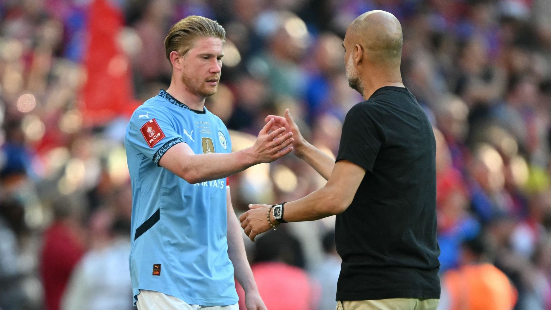 Pep Guardiola toujours admiratif de Kevin De Bruyne : "Il est unique"