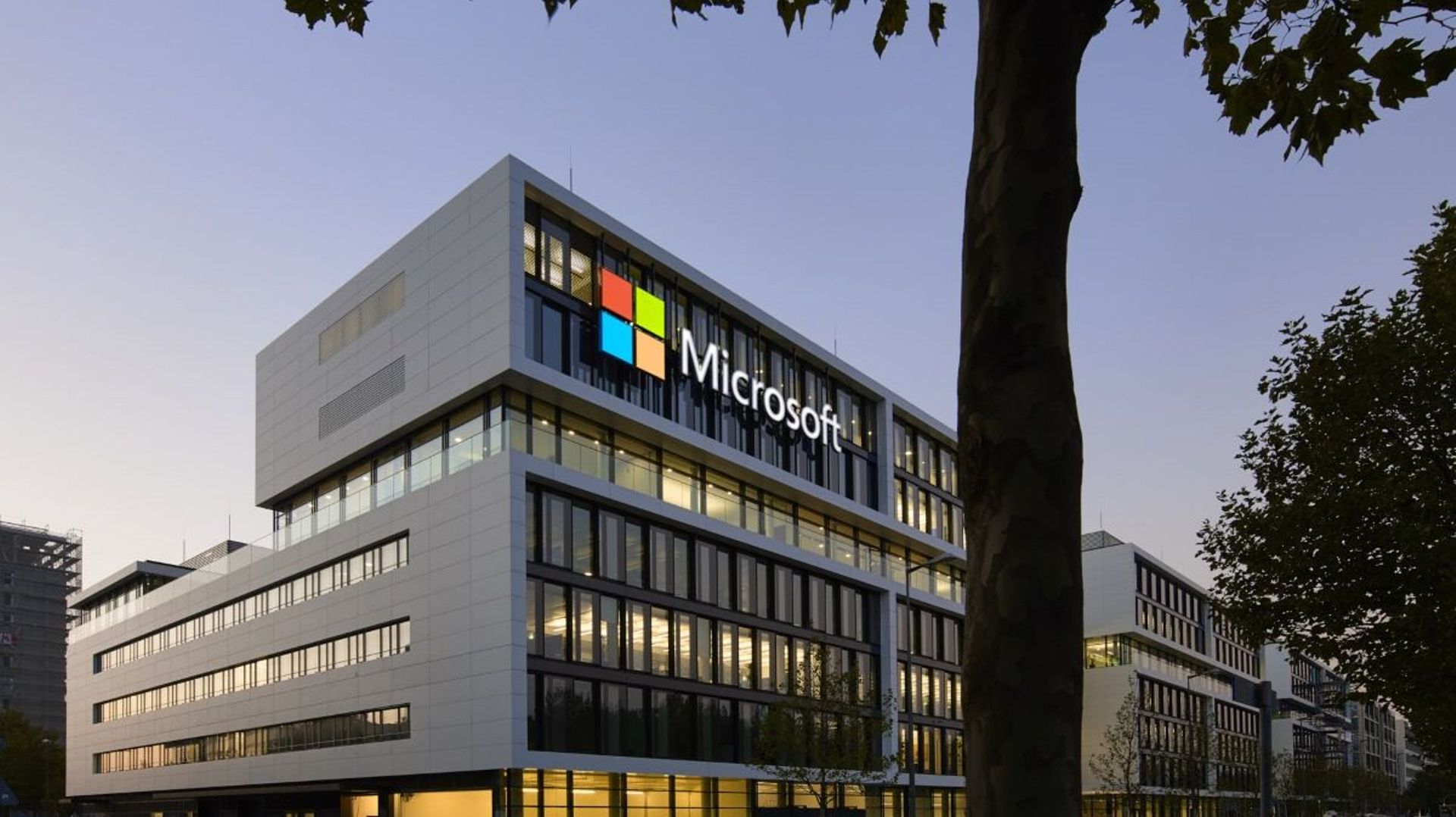 Microsoft 238 Employées Portent Plainte Pour Harcèlement Et