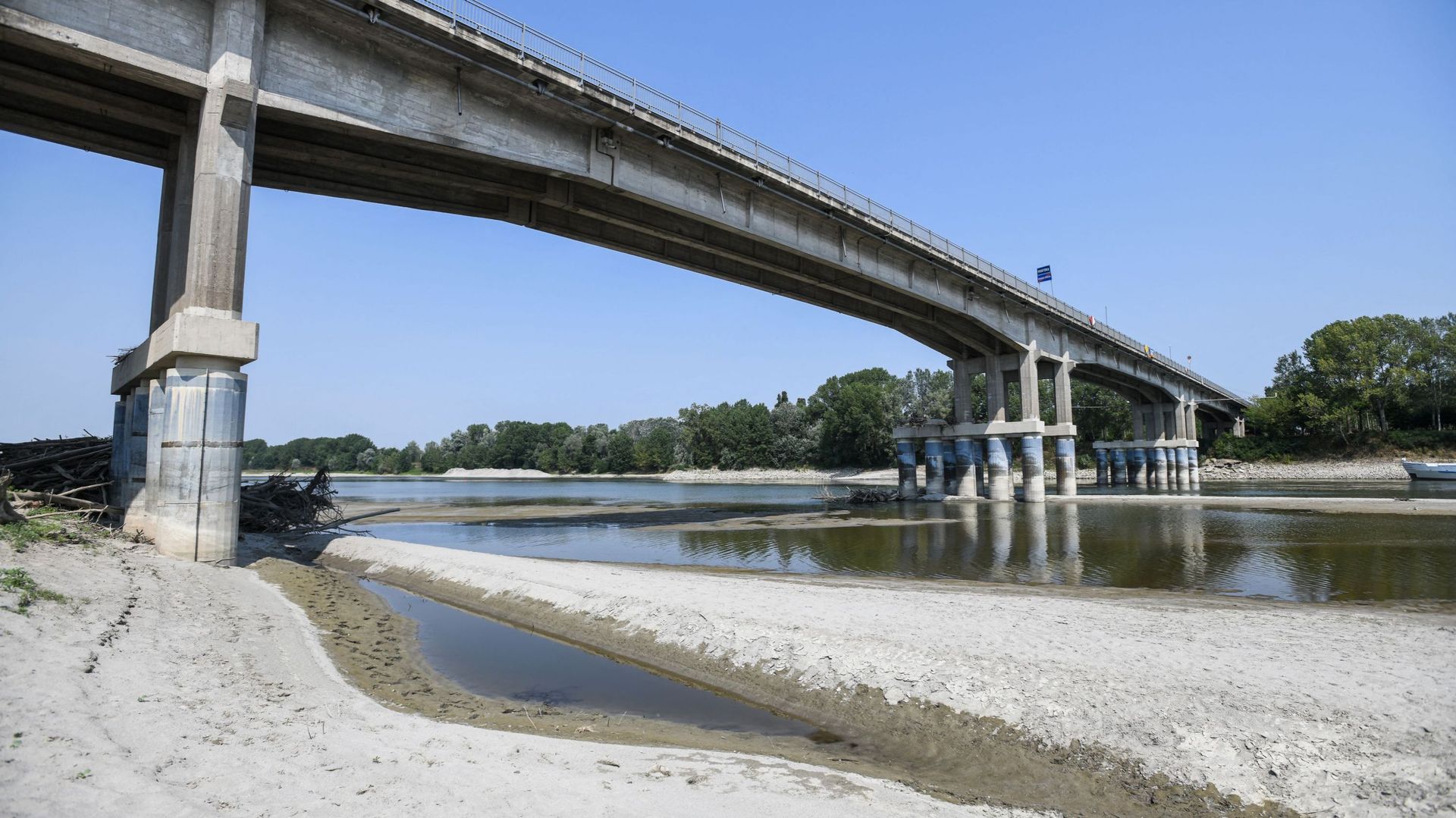 Le Po, à Boretto, à son niveau le plus bas depuis 70 ans.