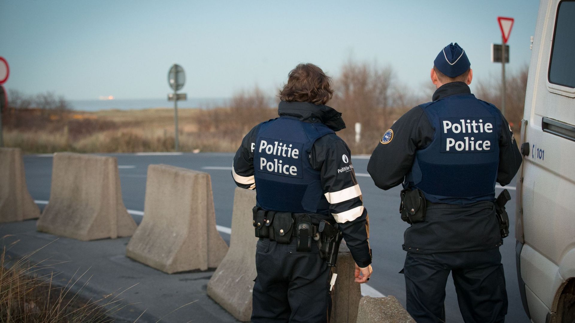 Contrôles policiers à la frontière: les syndicats dénoncent les conditions de travail