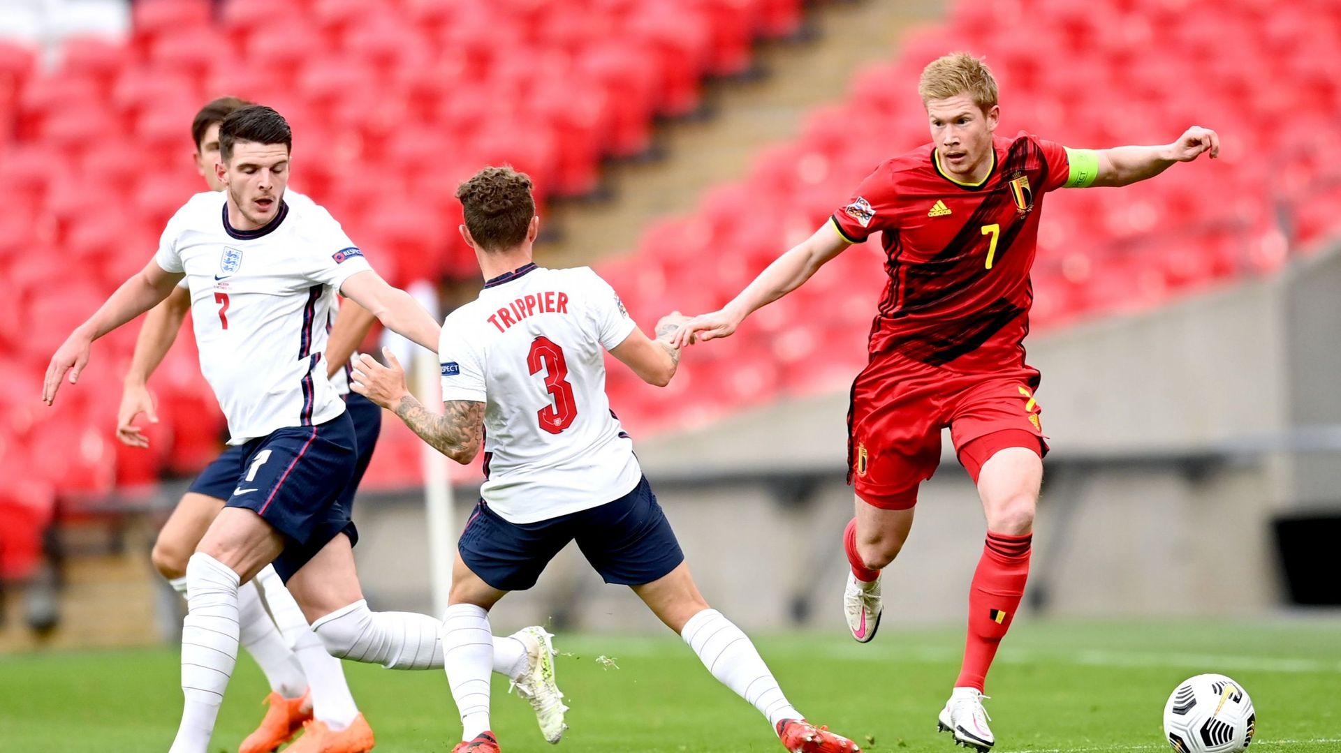 Sorti ce dimanche par précaution, Kevin De Bruyne ne sera finalement pas apte à jouer contre l'Islande.
