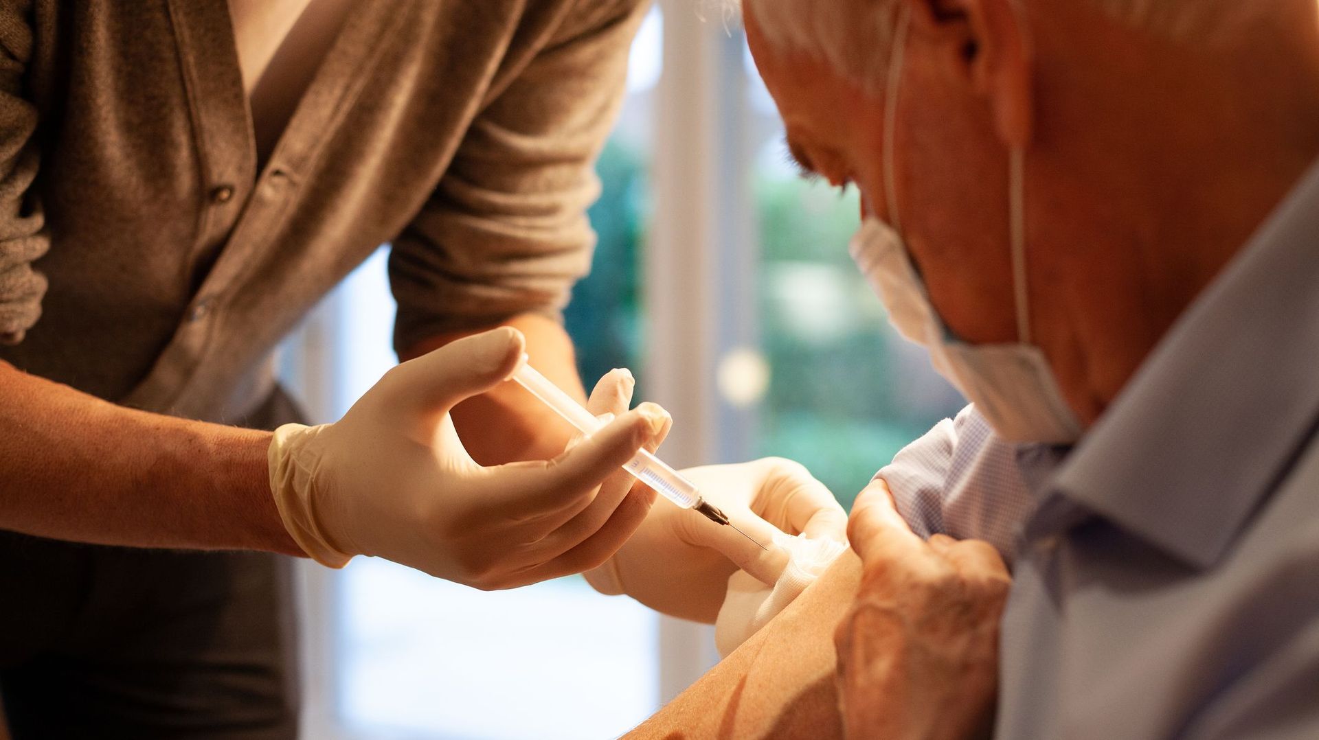 Coronavirus en Wallonie : lancement de l'opération "ReVax 75+", pour relancer la vaccination des 75 ans et plus