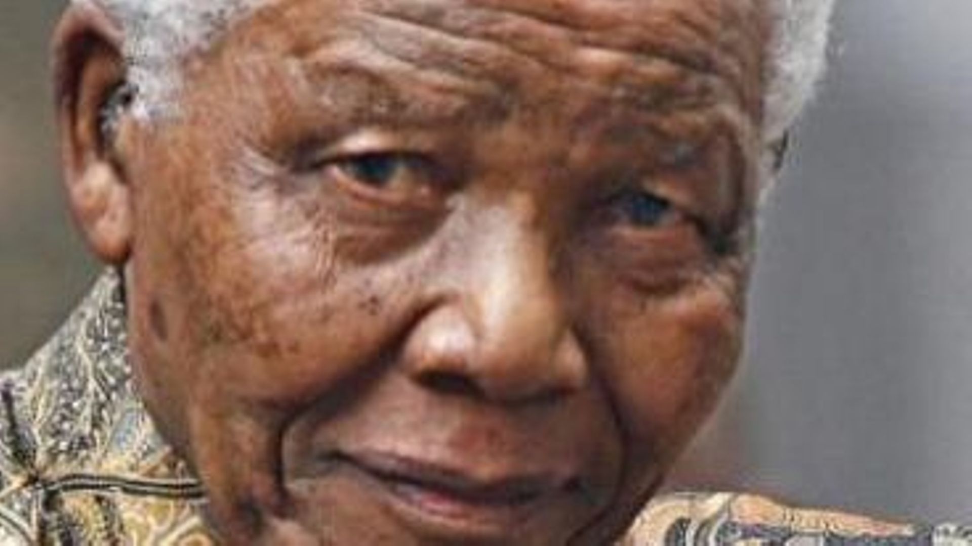 Nelson Mandela dans un état "critique"