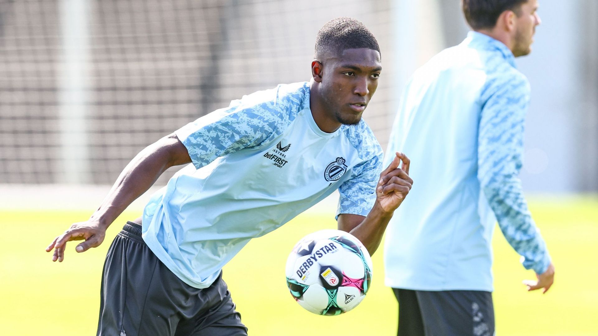 Mercato terminé, break international solide et tensions apaisées : Joel Ordonez bientôt de retour au FC Bruges