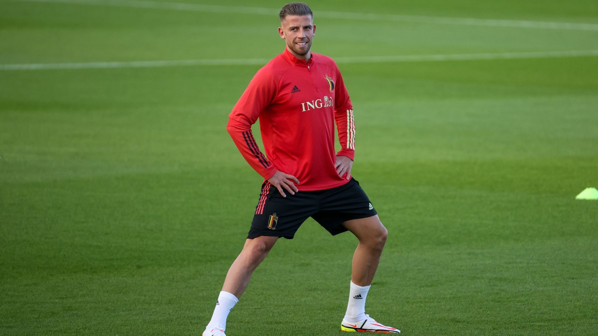 Alderweireld à l'entraînement avant France-Belgique.