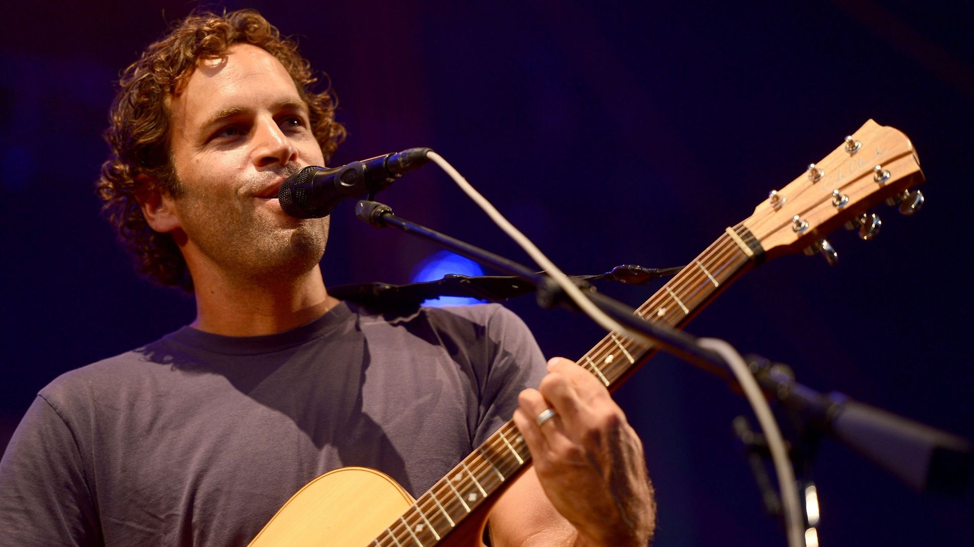 Singer Jack Johnson receives a five-year injunction against one of his fans