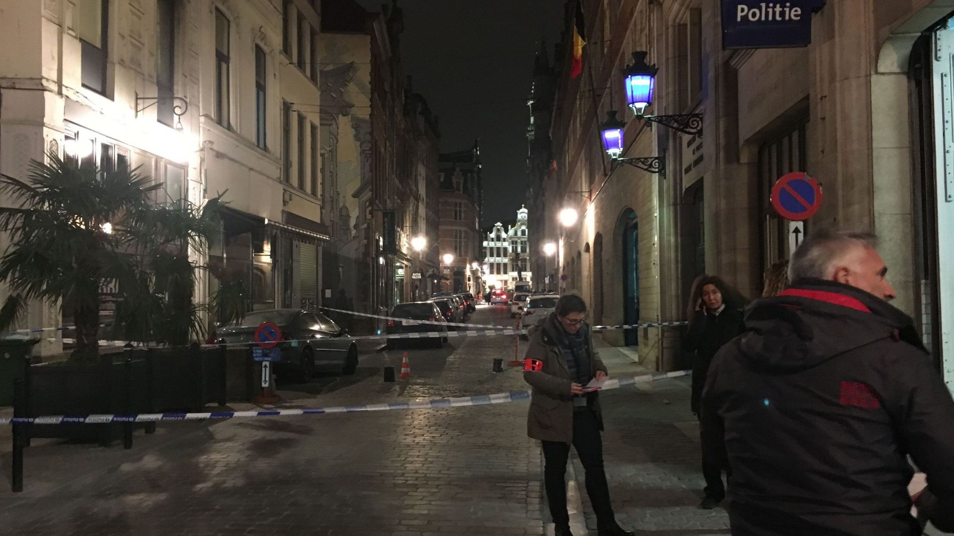 Un policier blessé dans une attaque au couteau au commissariat central de Bruxelles Capitale