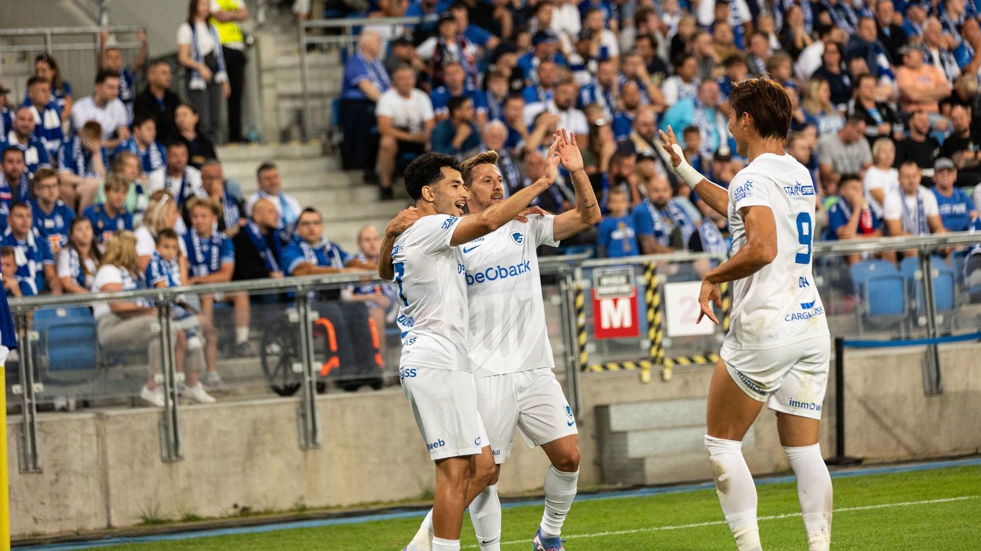 Racing Genk Thrash Lech Poznan 5-0 in Europa League - News Directory 3